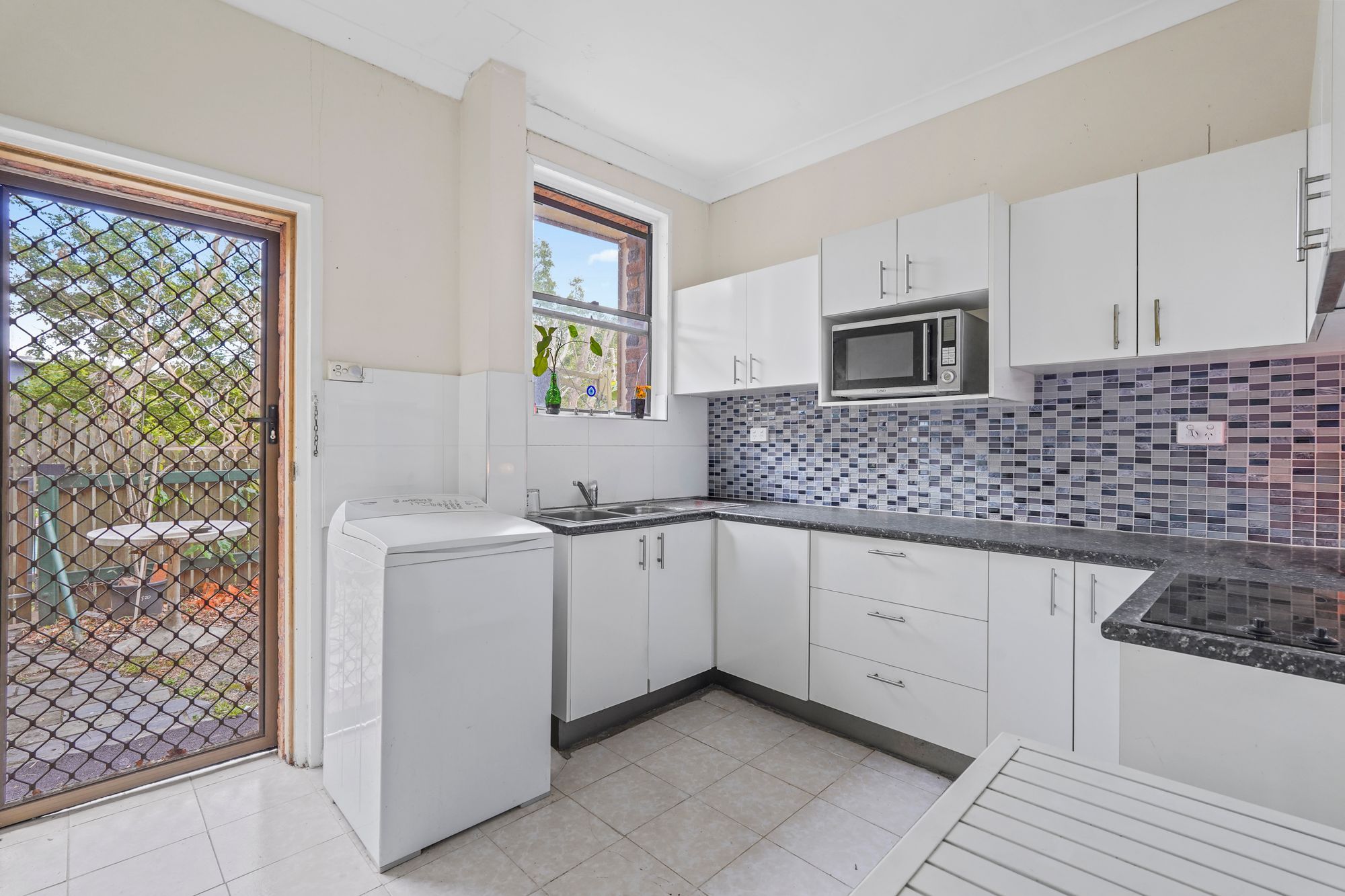 93 Mountain Street — photo 10 of 21