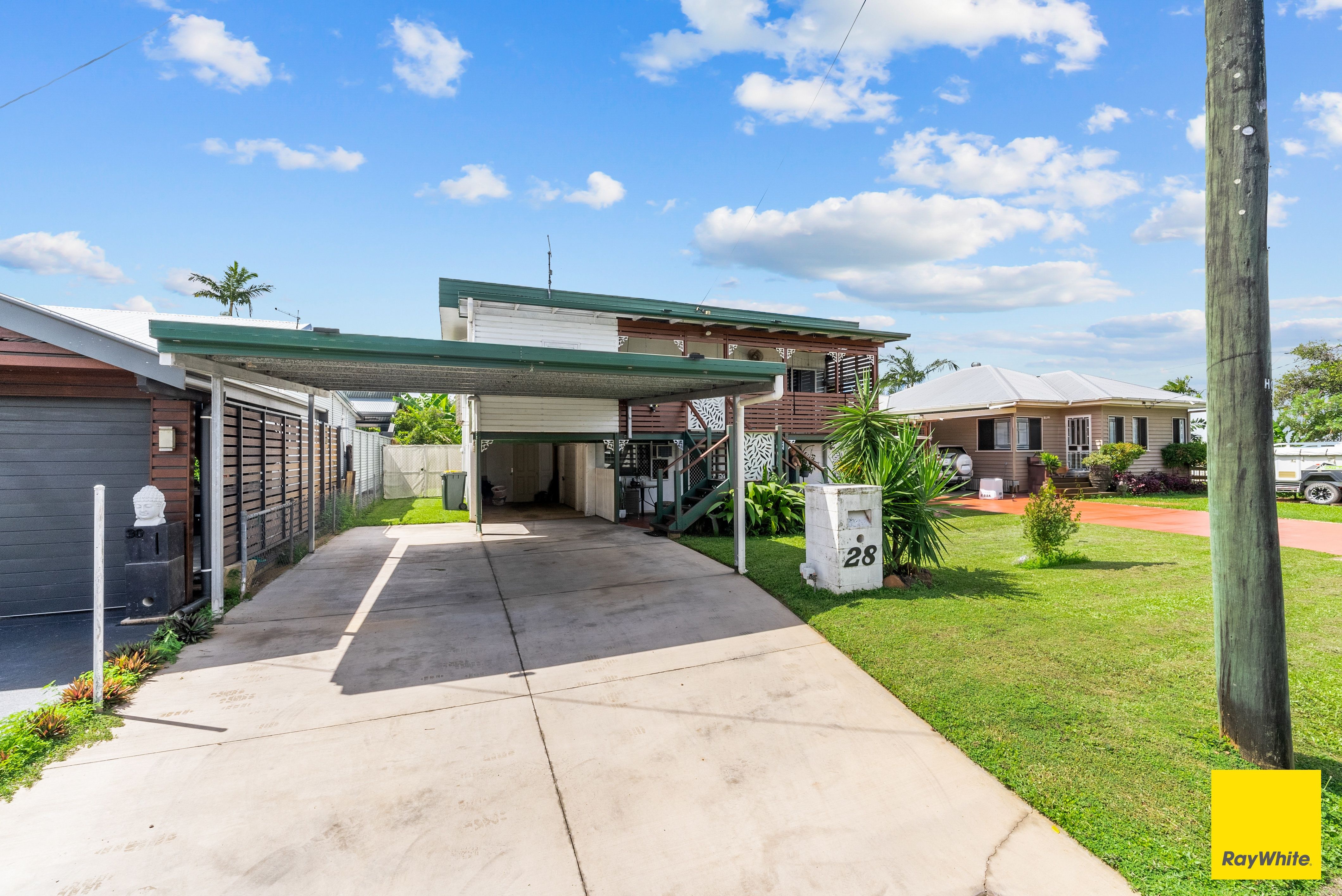 28 Howe Street, Cairns North, QLD 4870