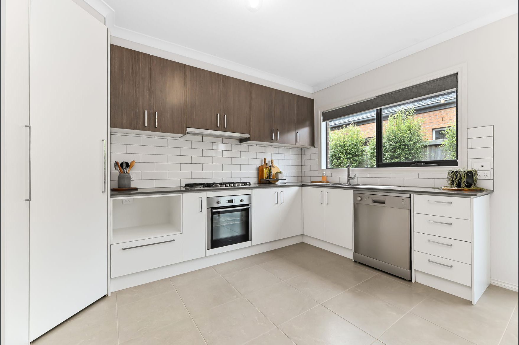 3 Alphey Road, Clyde North, VIC 3978