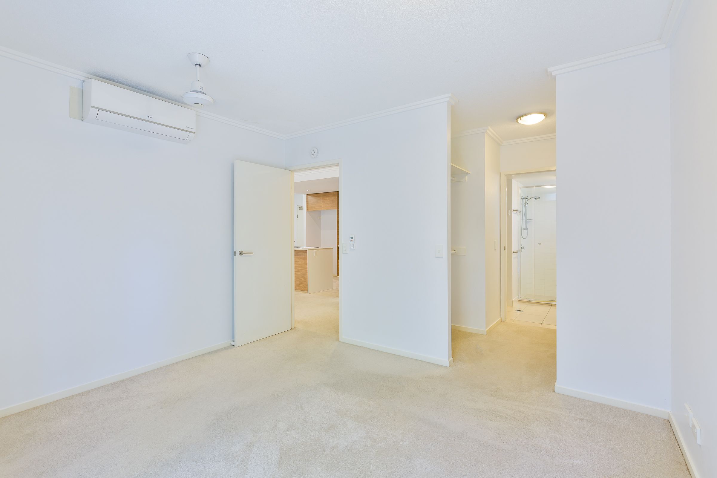 2/154 Musgrave Ave 'Acacia Building' — photo 5 of 12
