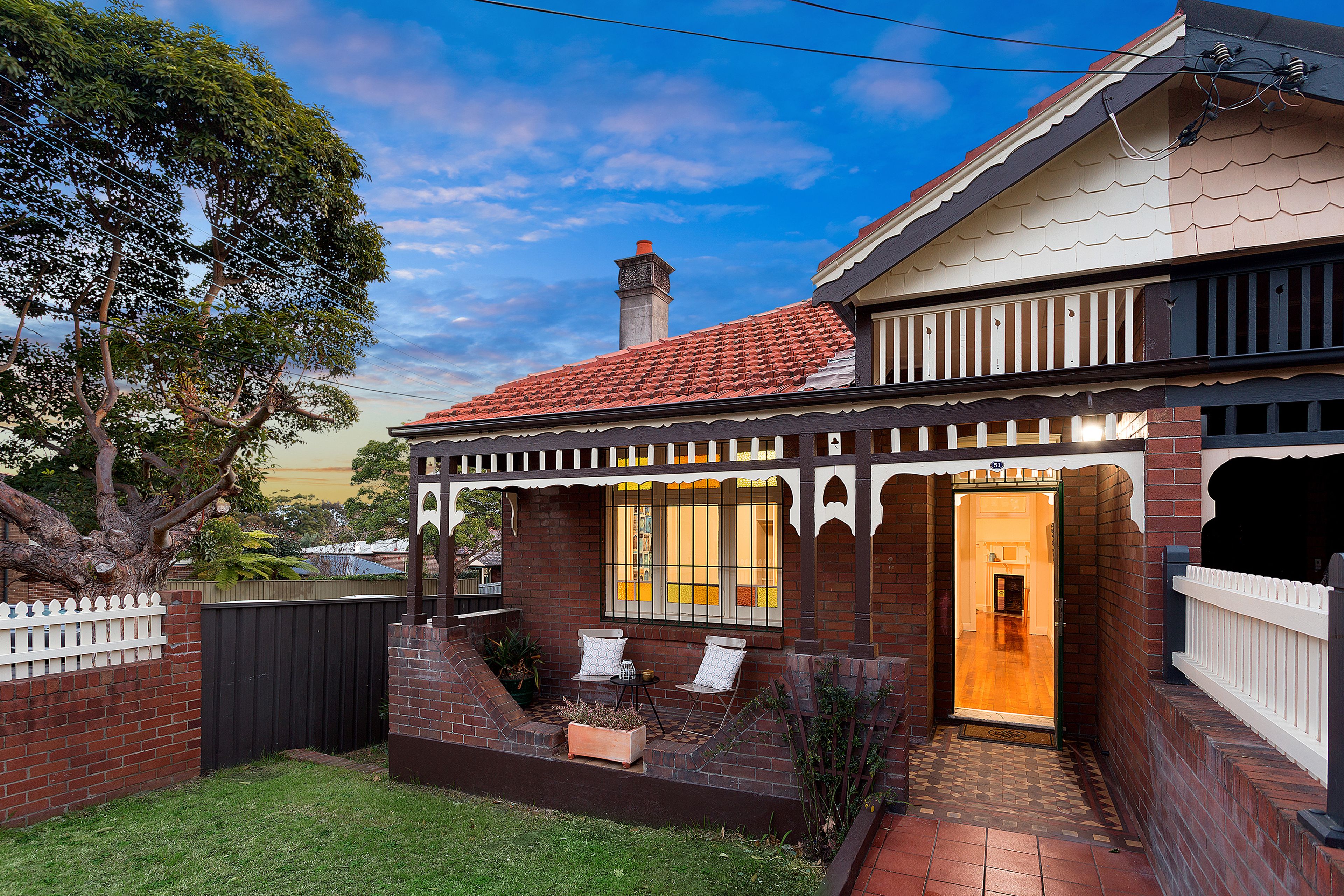 51 Duntroon Street