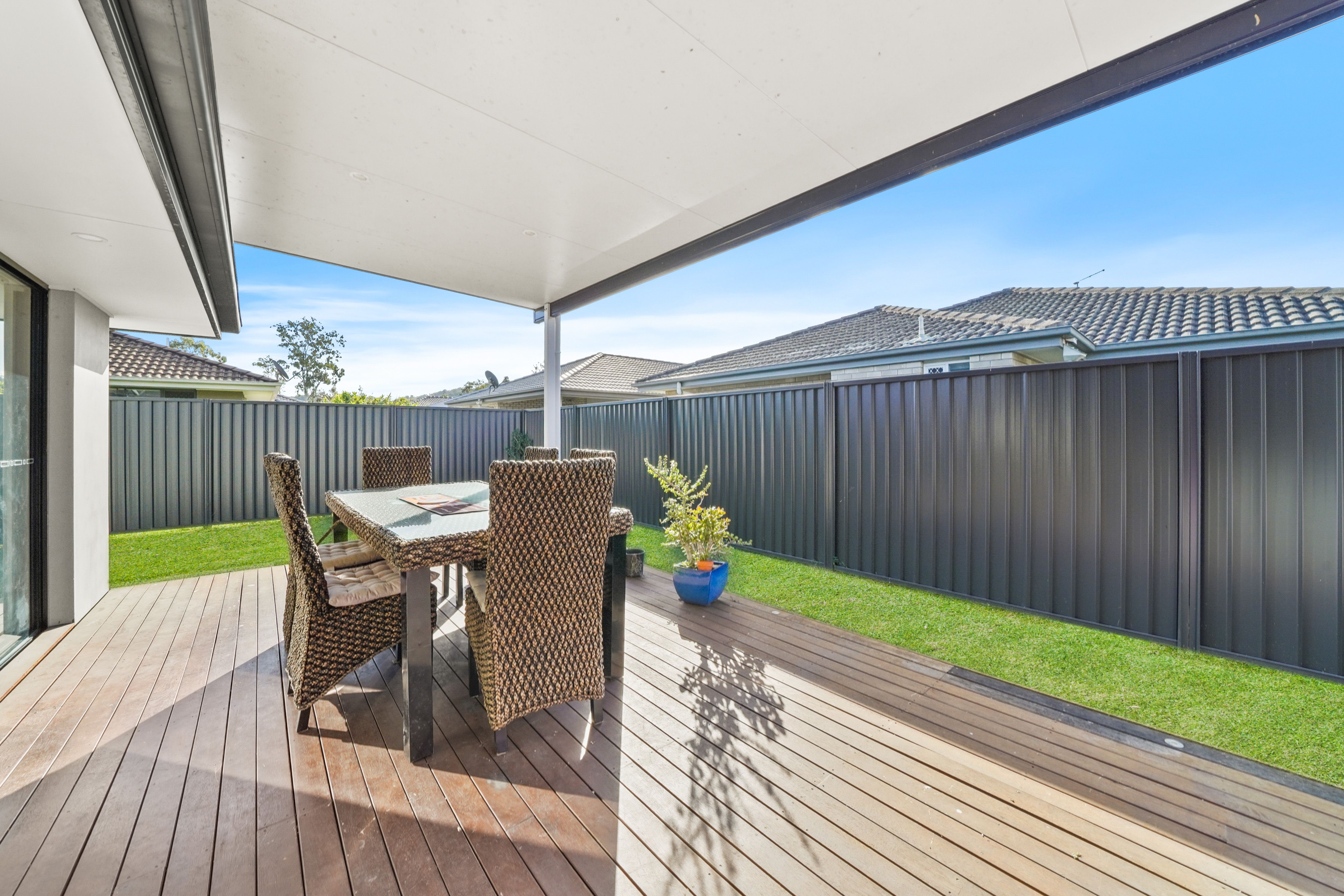 1/12 Maud Street — photo 3 of 20