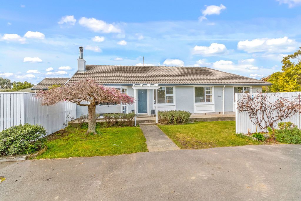 5a Chartwell Street, Burwood, Christchurch City
