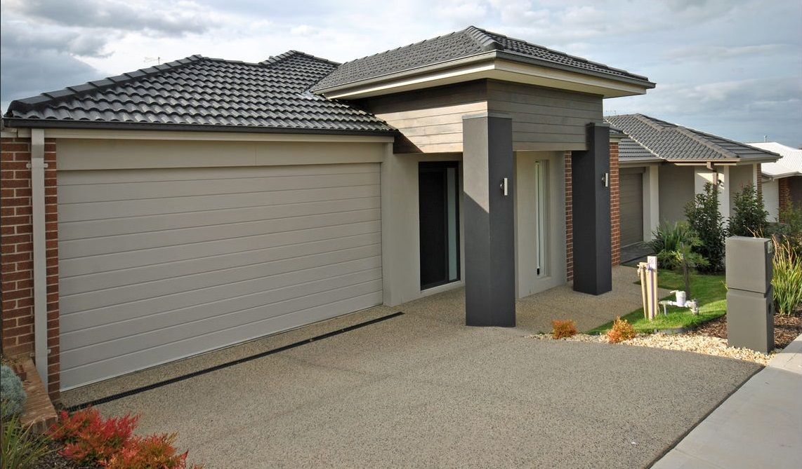 15 Wheelwright Street, Clyde North, VIC 3978