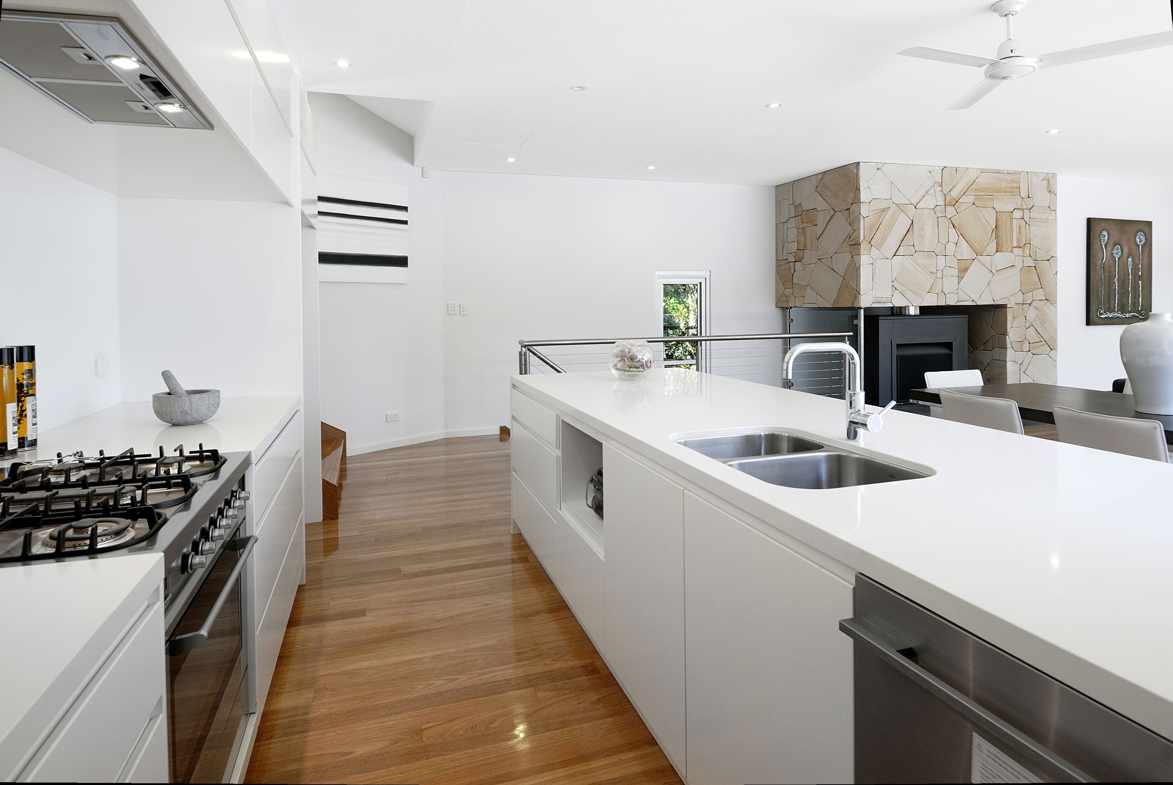 9/39-43 Scarborough Street — photo 4 of 20