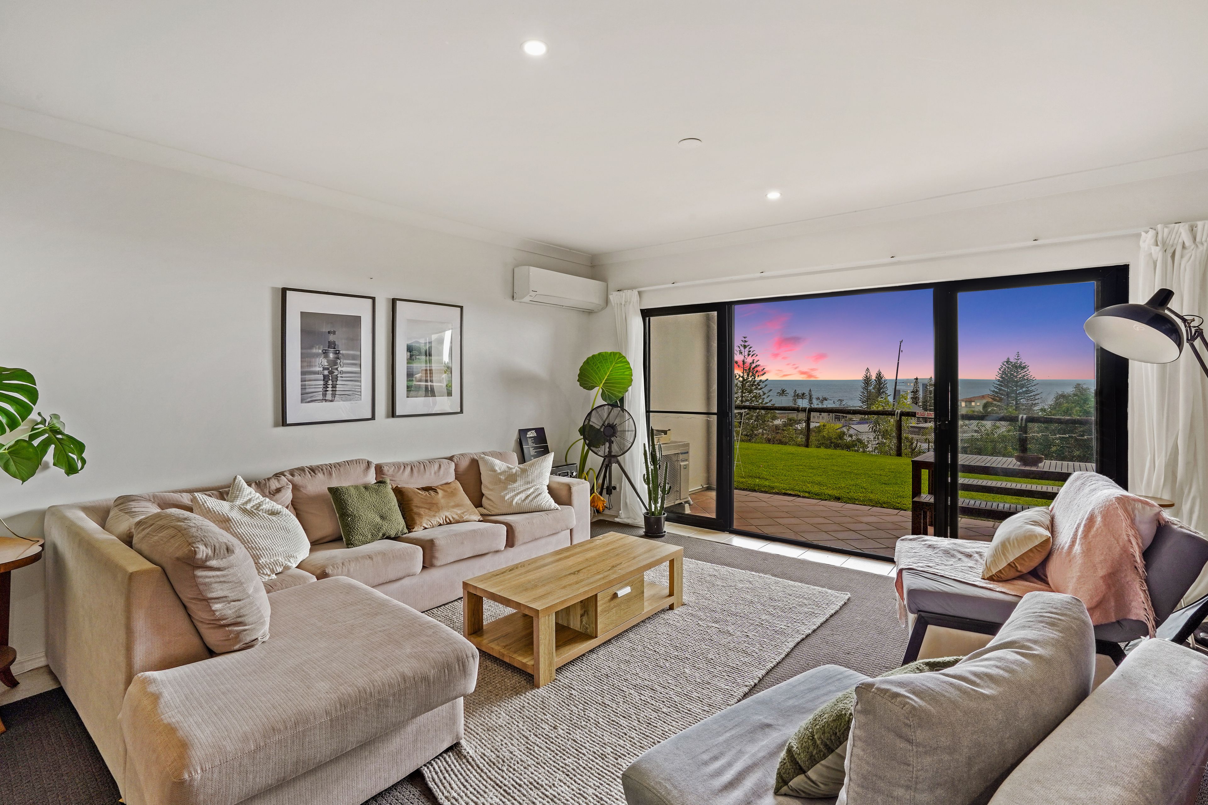 D4/1 Great Hall Drive, Miami, QLD 4220
