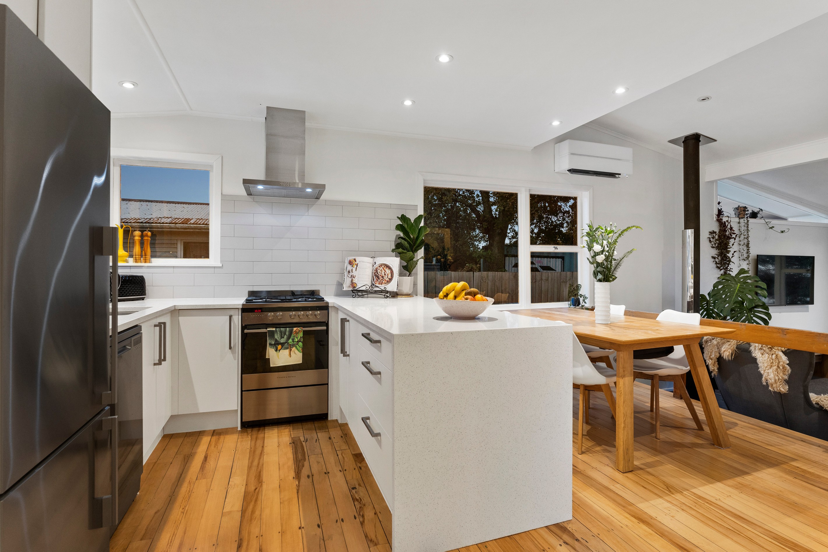 12 Kambalda Street, Mangere Bridge, Manukau City