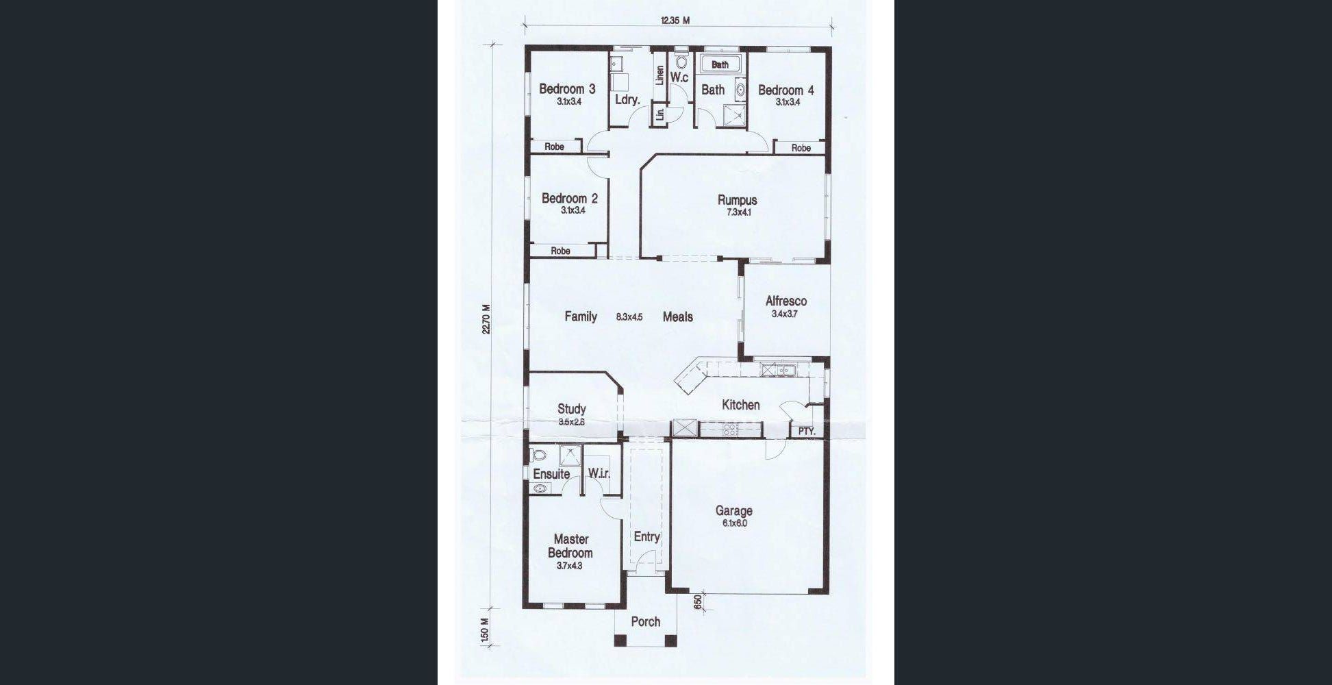 8 Marblelight Way, Clyde North, VIC 3978