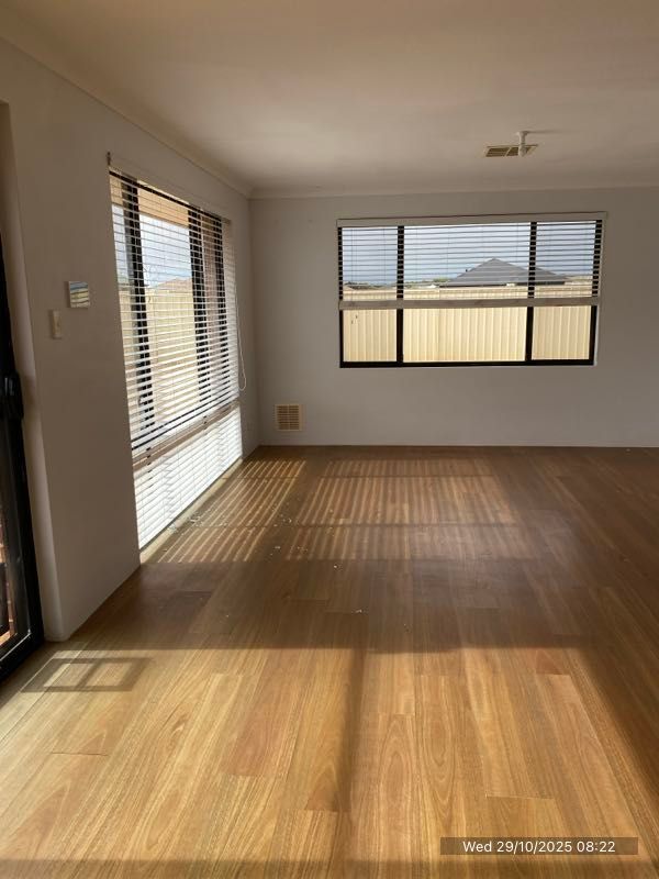 10 Lifford Street — photo 5 of 7
