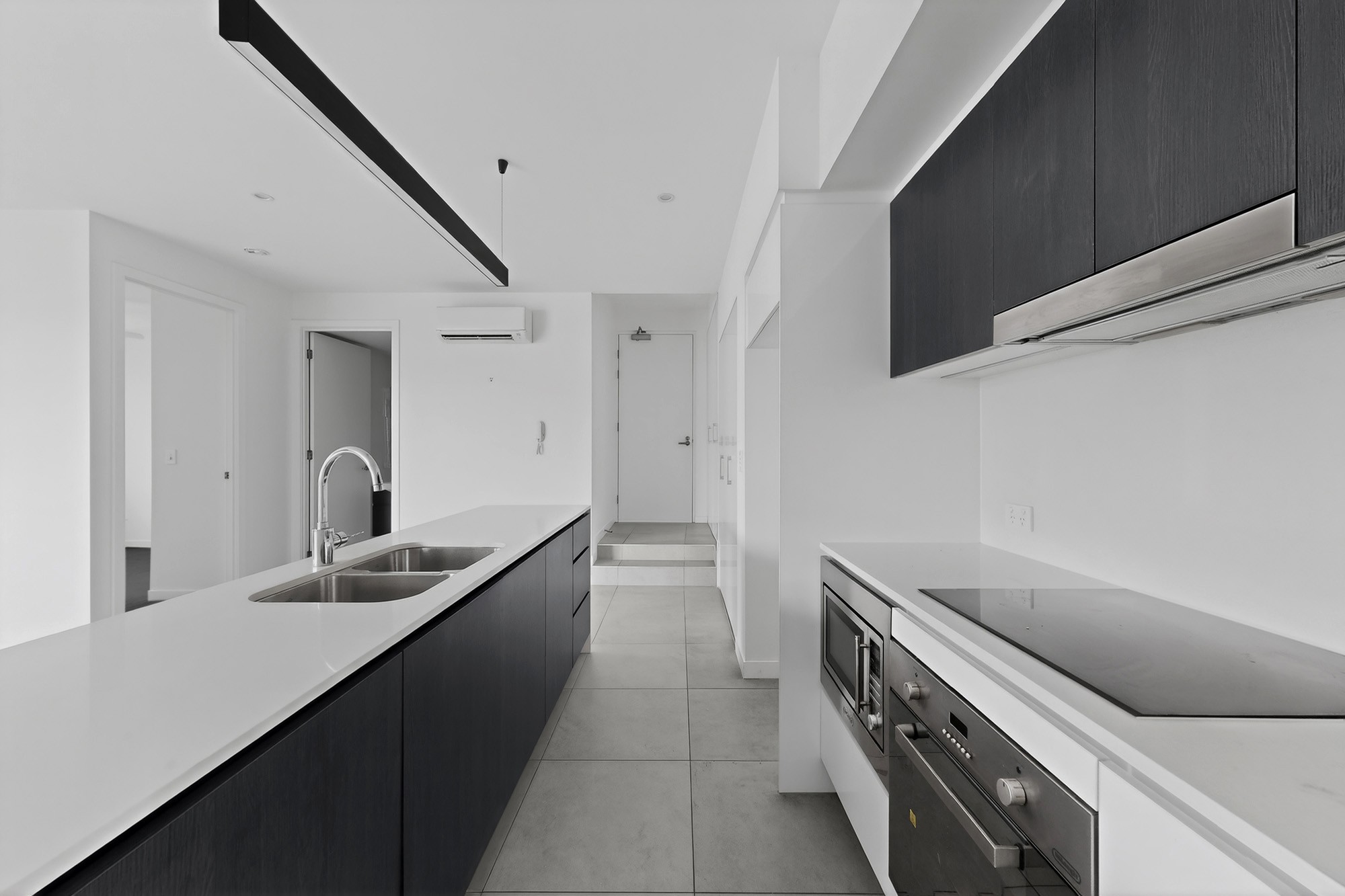 301/38 Latimer Street, Holland Park, QLD 4121