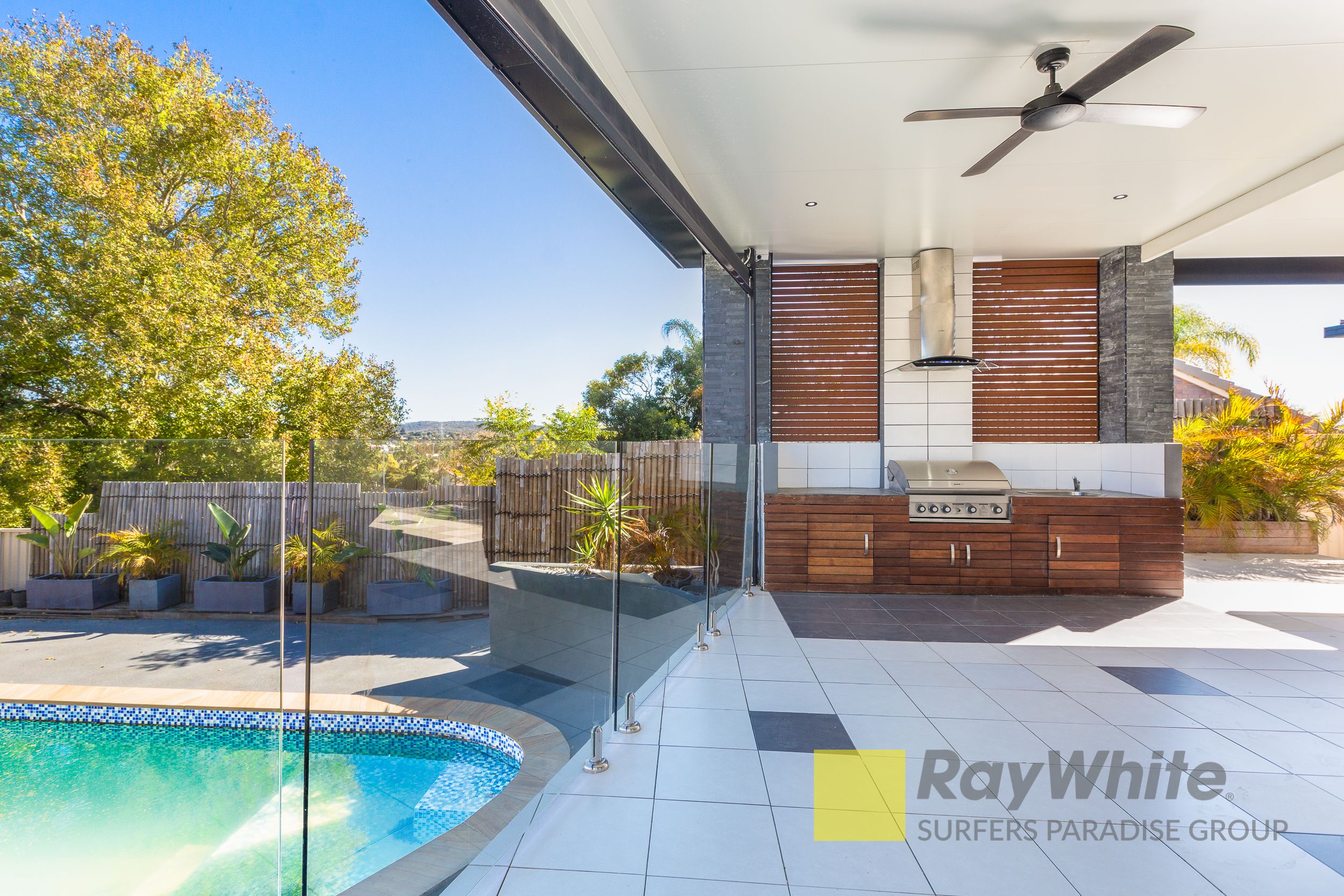 118 Pappas Way, Carrara, QLD 4211