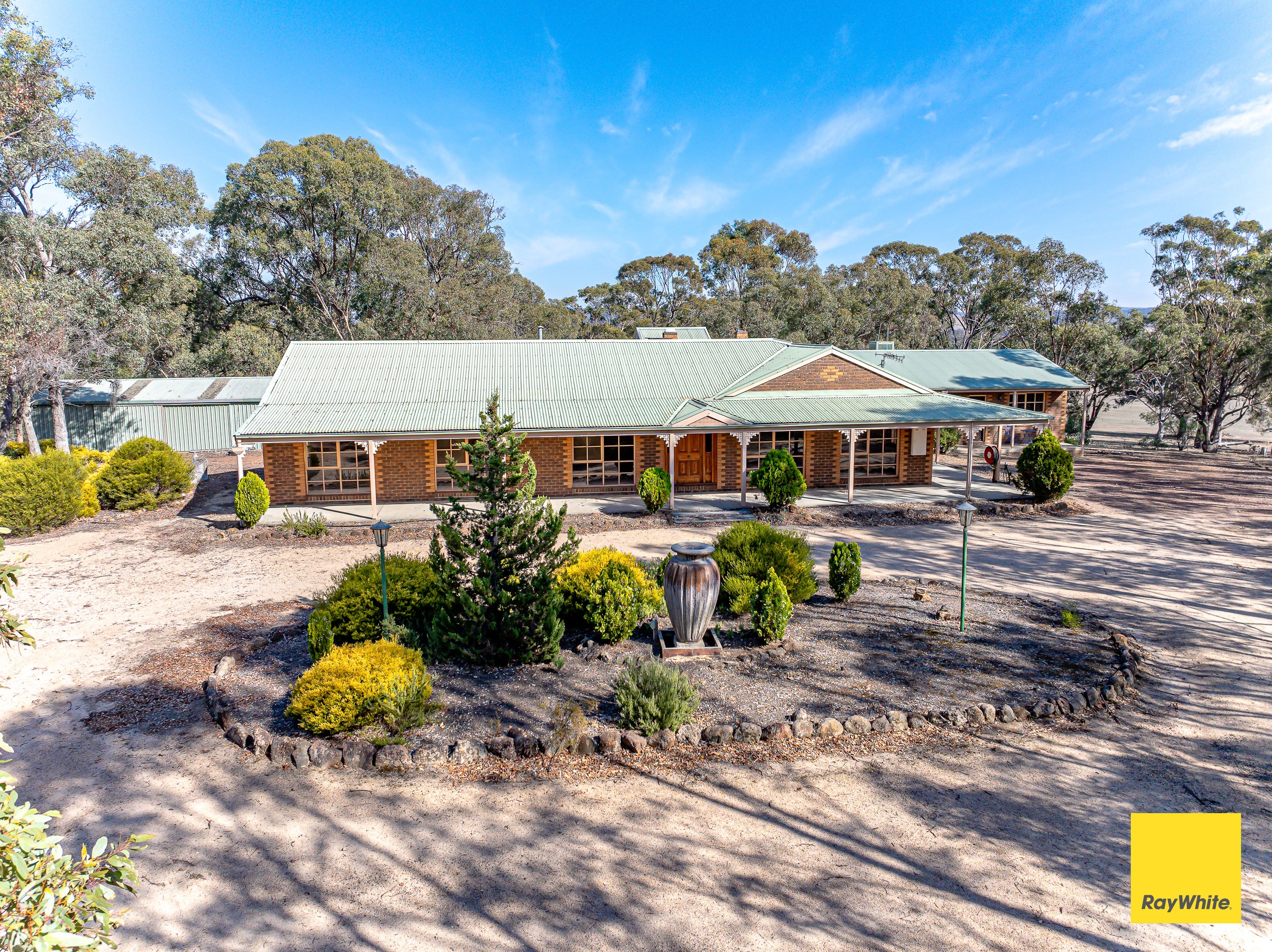 71 Doolan Crescent, Heathcote, VIC 3523