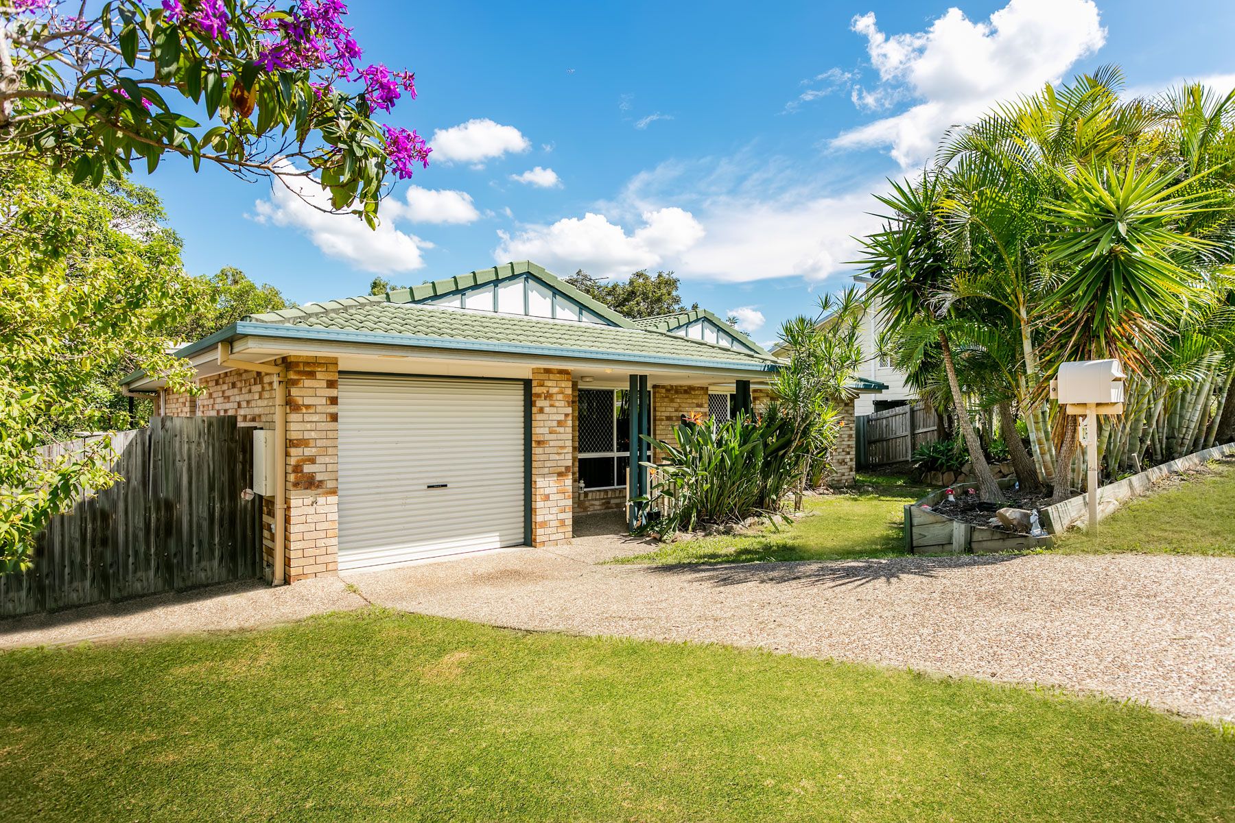26 Kummara Road, Edens Landing, QLD 4207