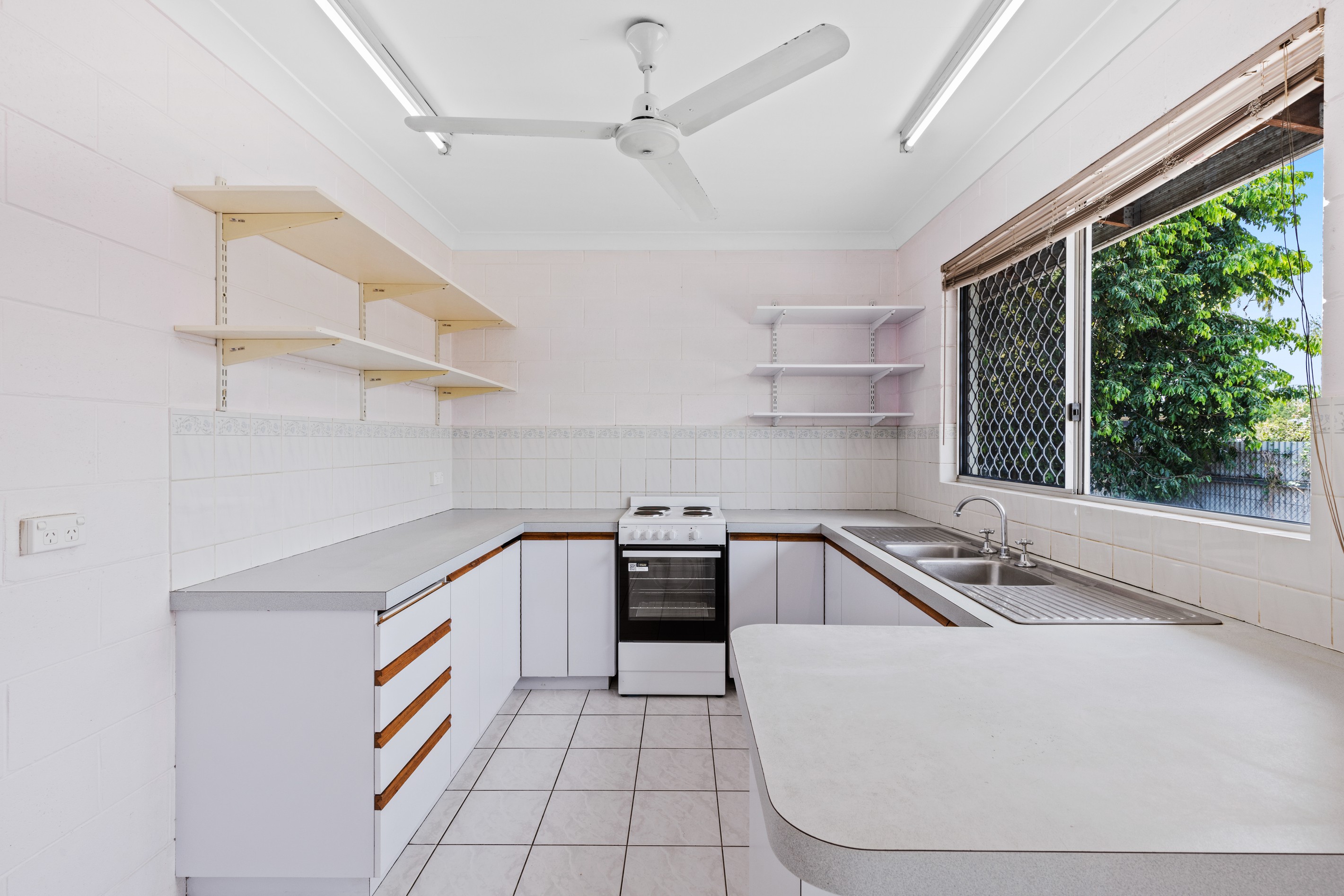 9 Muckaninnie Court, Moulden, NT 0830