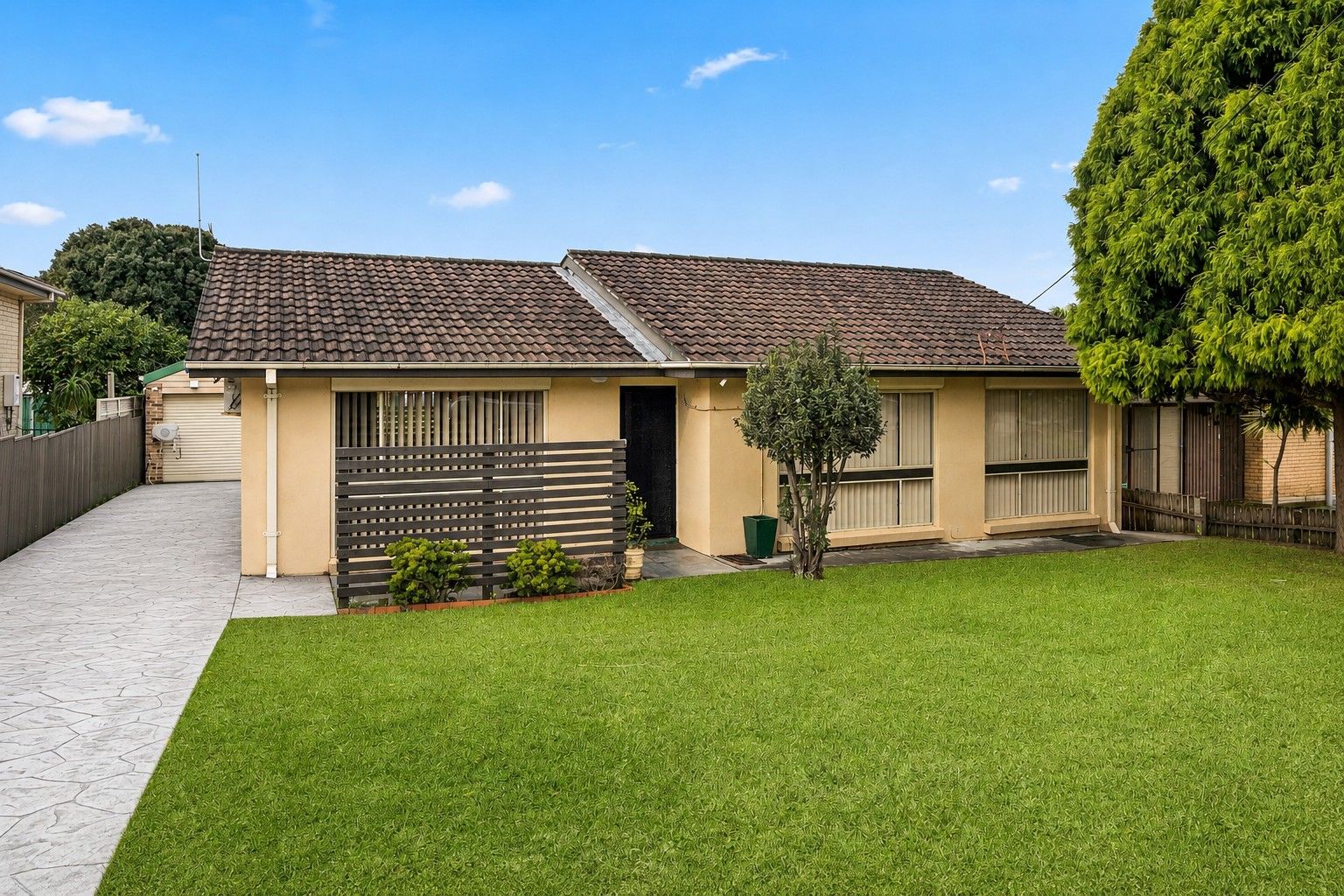 27 Loftus Drive — photo from Ray White Shellharbour City