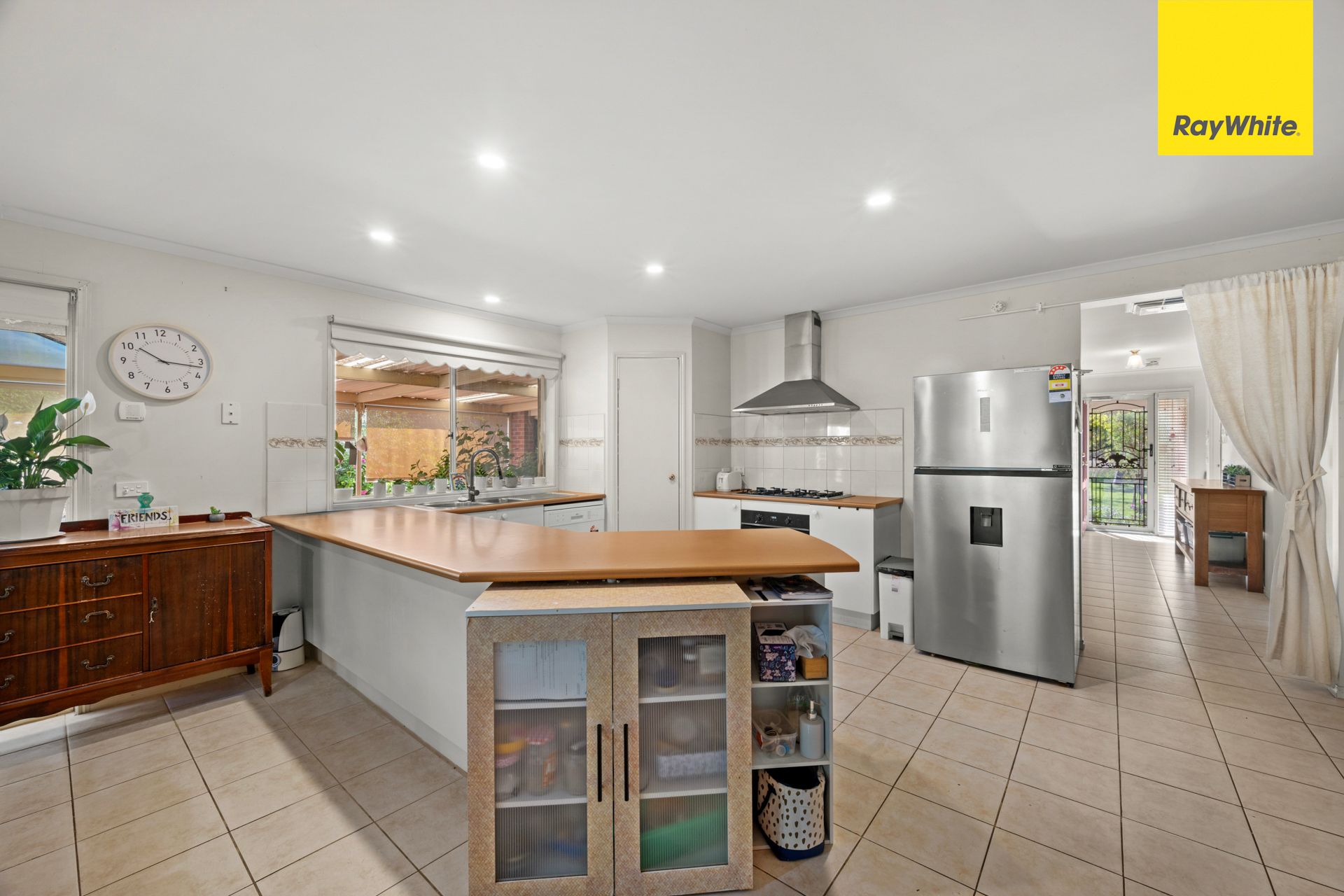 7 Hollydale Court — photo 10 of 21