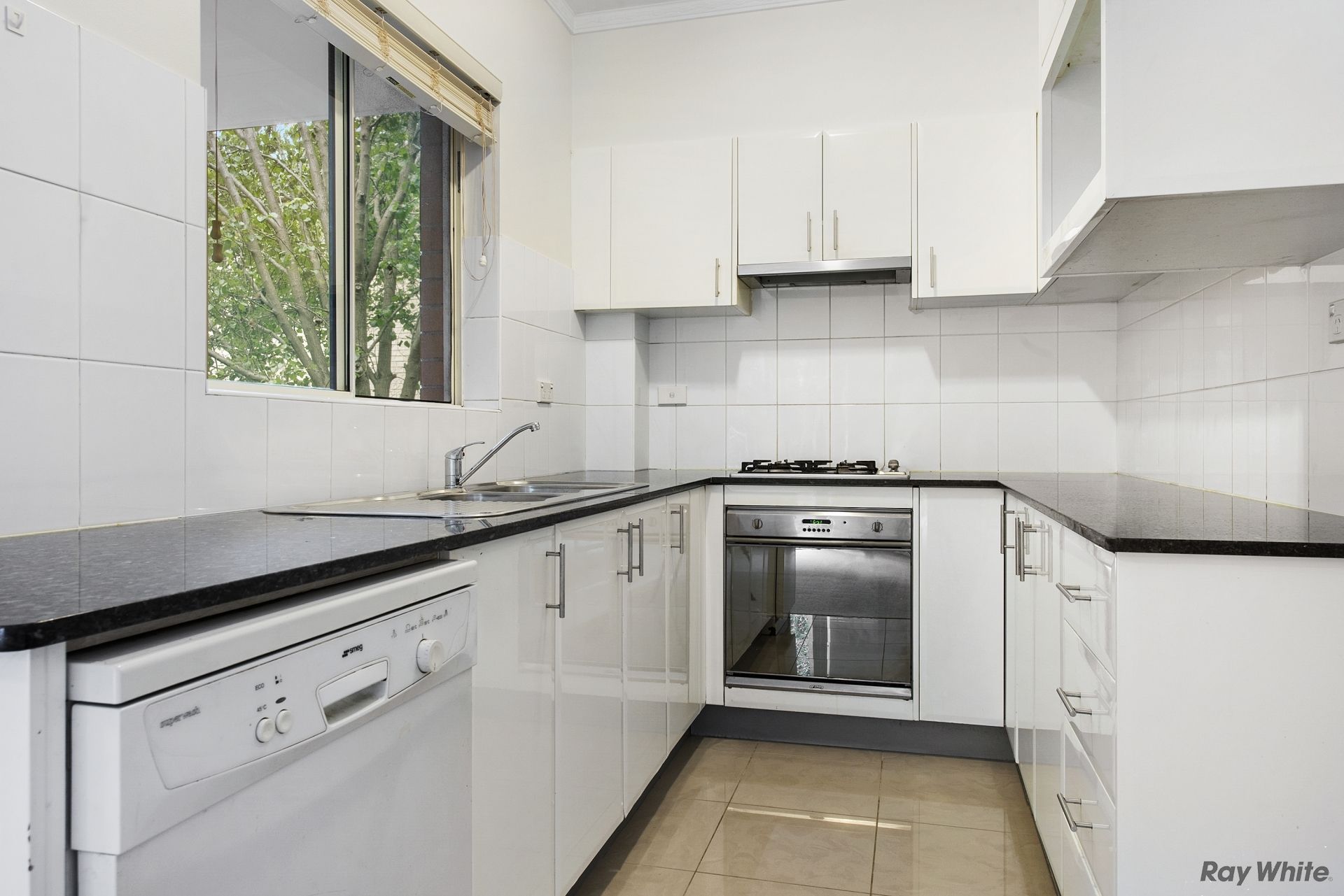 2/21 Linda Street, Hornsby, NSW 2077
