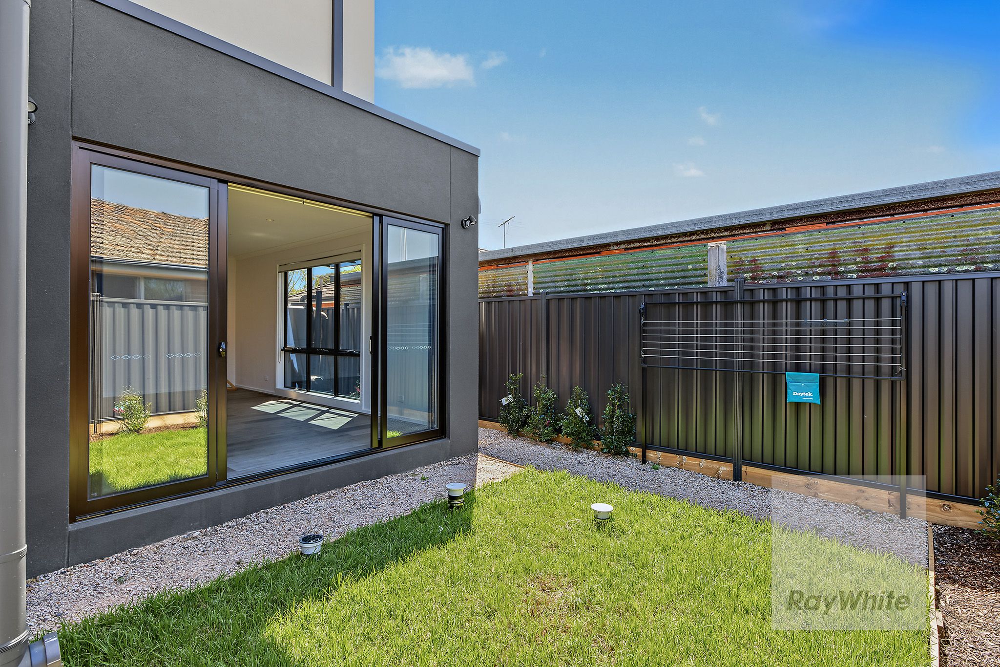 60 David Crescent — photo 16 of 18