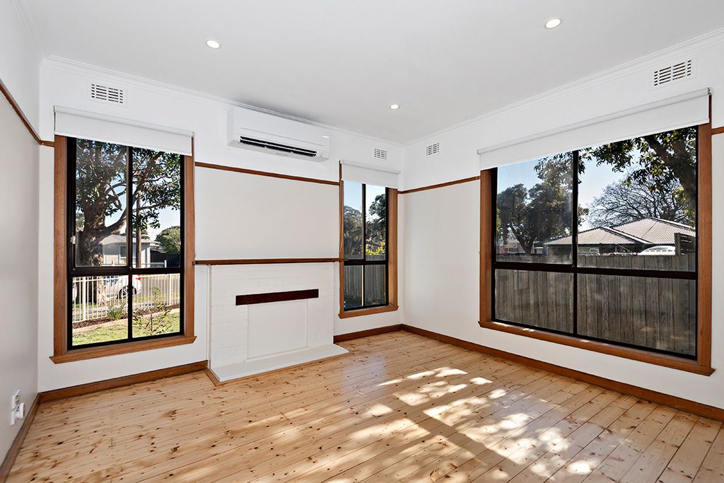 1 Glen Court, Frankston, VIC 3199