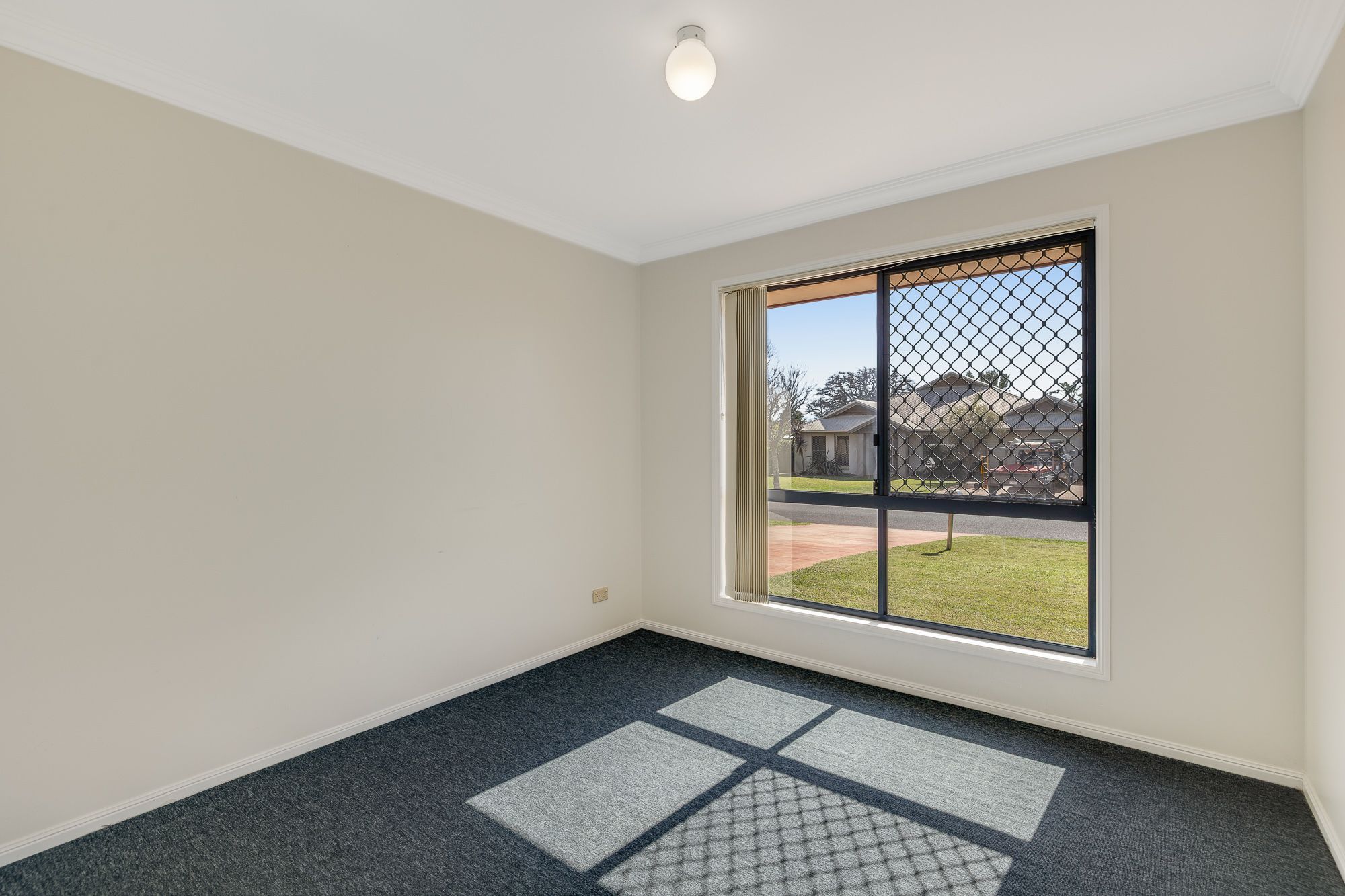 12 Lavarack Street — photo 12 of 22