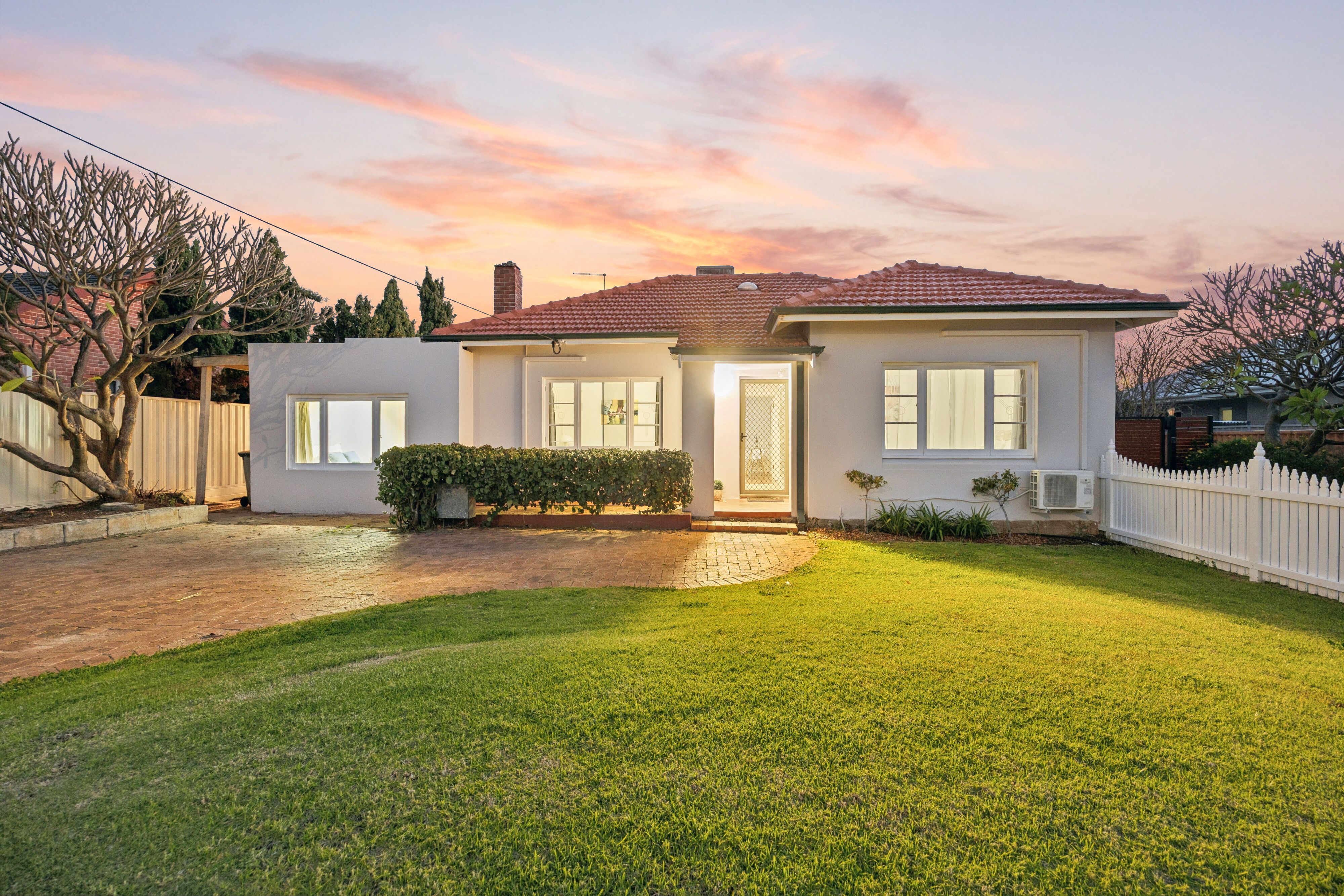 207 Rosebery Street — photo from Ray White Inner North
