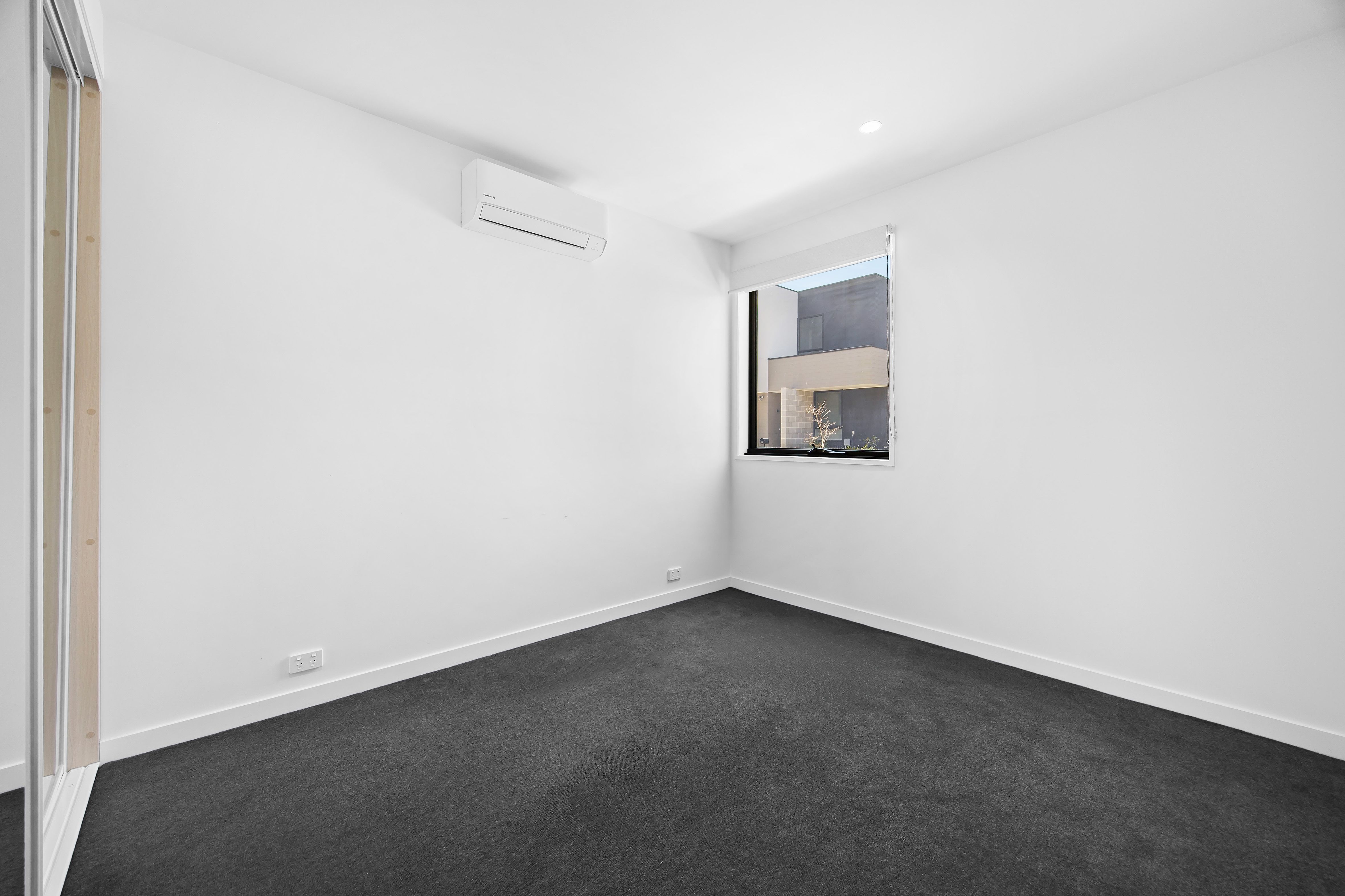 33 Amara Circuit — photo 7 of 10
