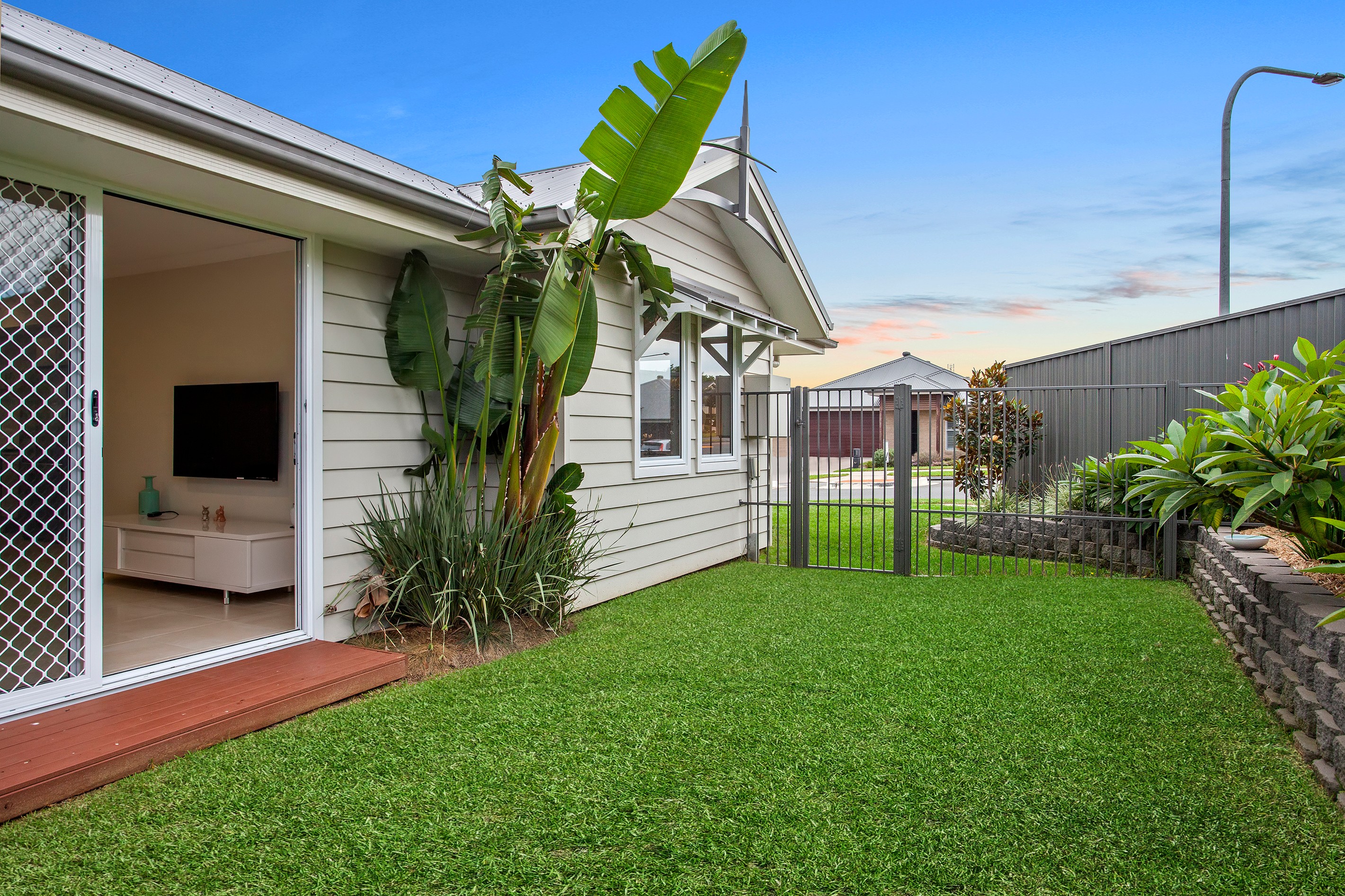 2 Olivia Boulevard, Hamlyn Terrace, NSW 2259