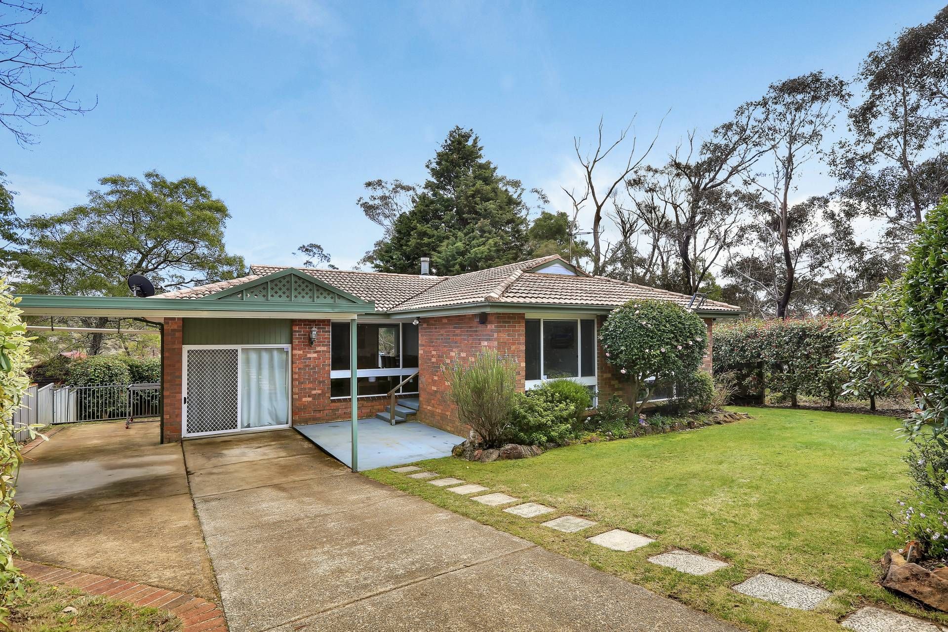 196 Govetts Leap Road, Blackheath NSW 2785