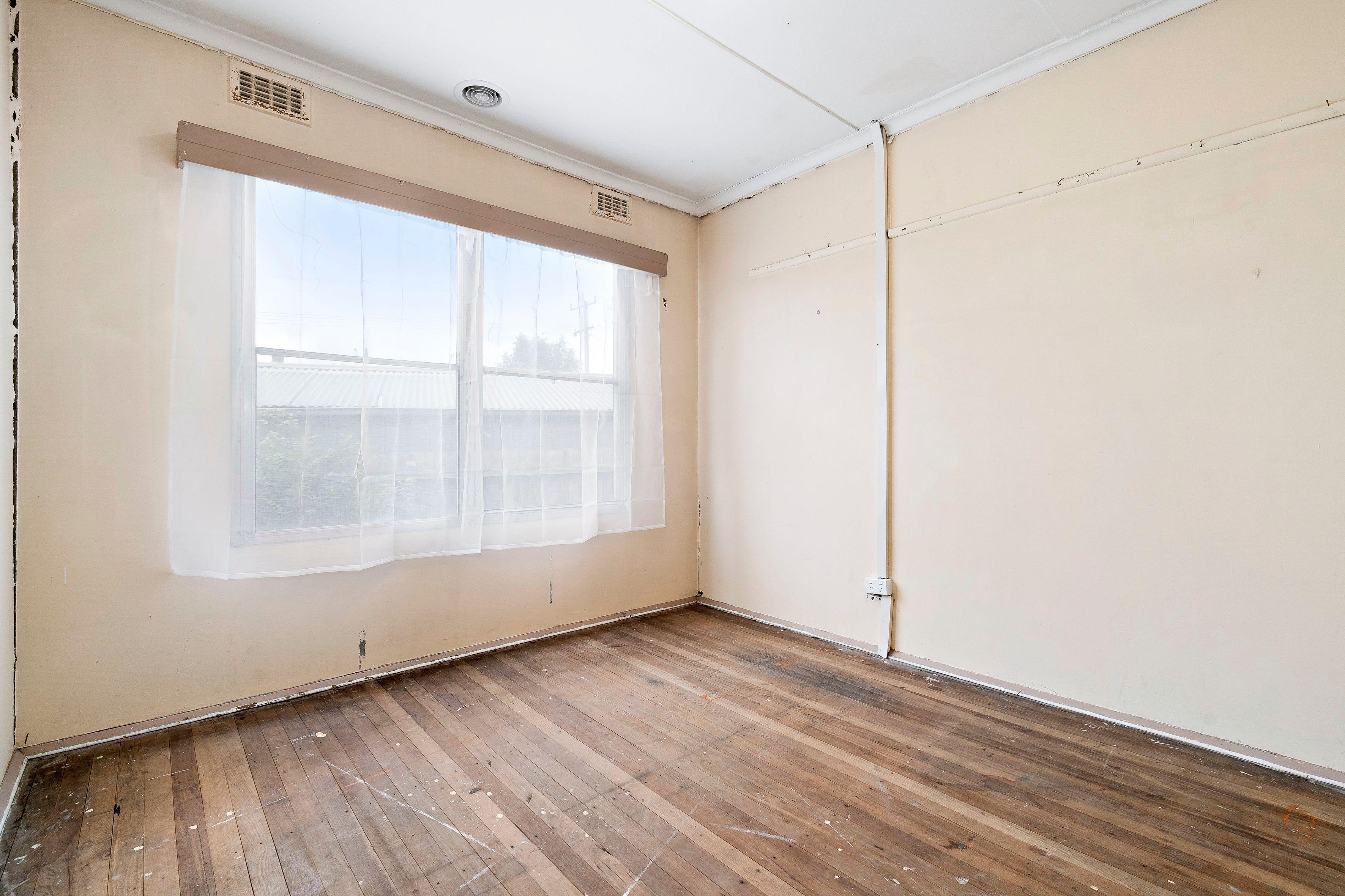 3 Charlton Street — photo 8 of 11