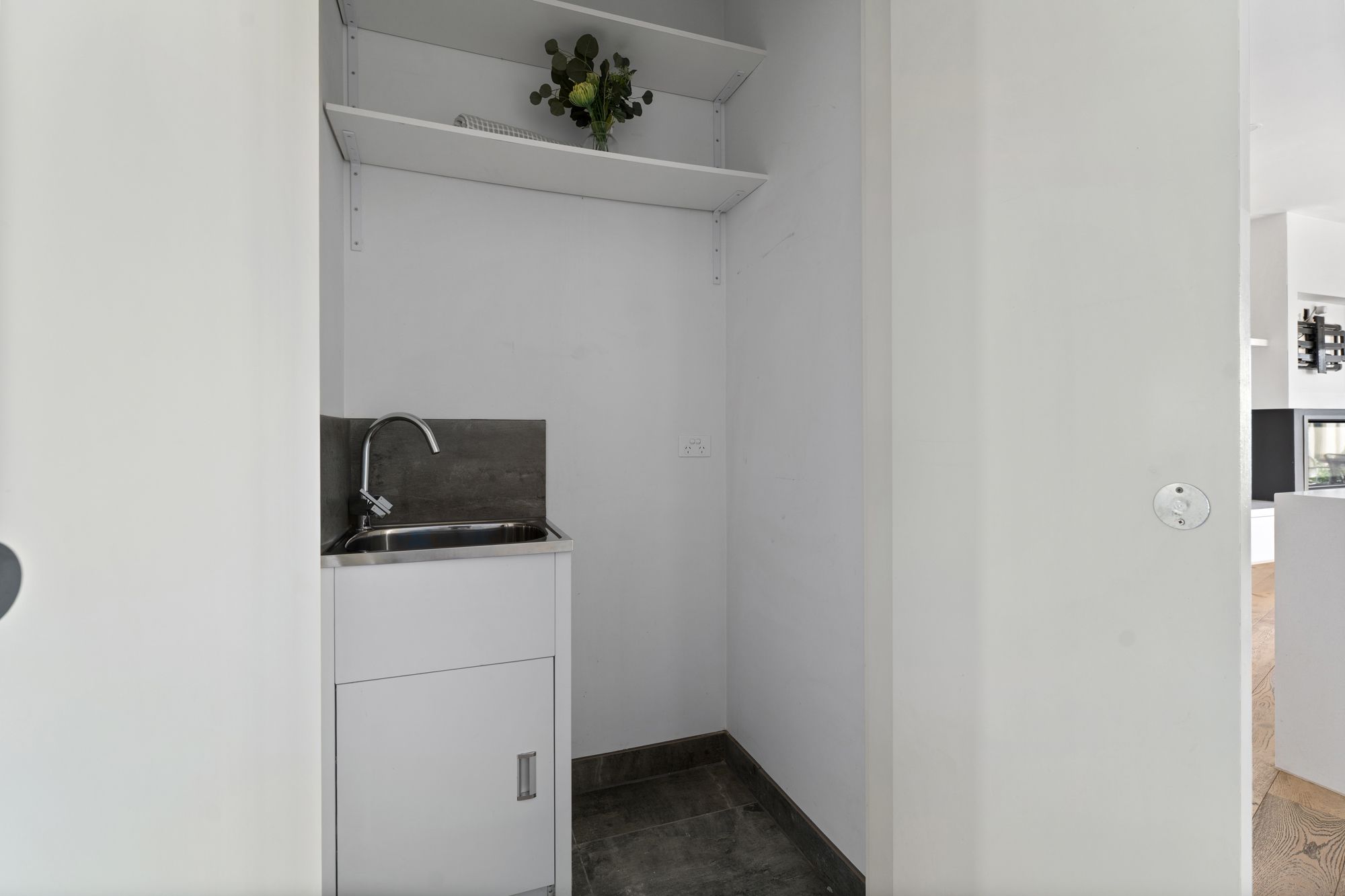 118 Woods Street — photo 14 of 17