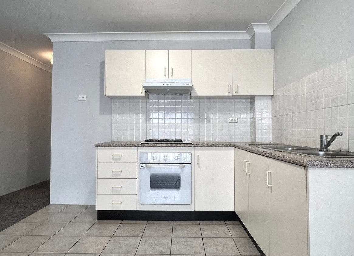 52/8-10 Fourth Avenue, Blacktown, NSW 2148
