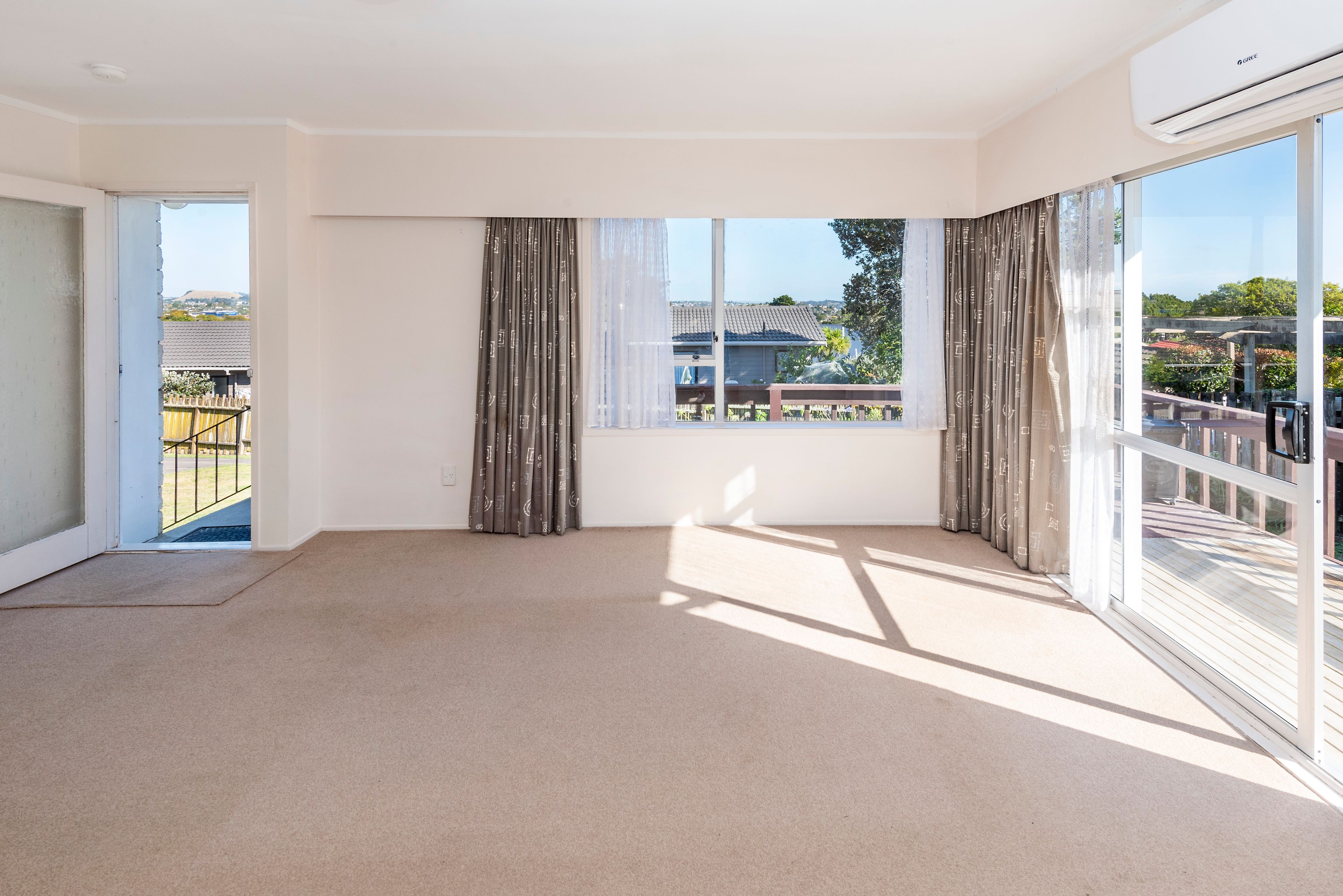 2/6 Clunie Place, Highland Park, Manukau City