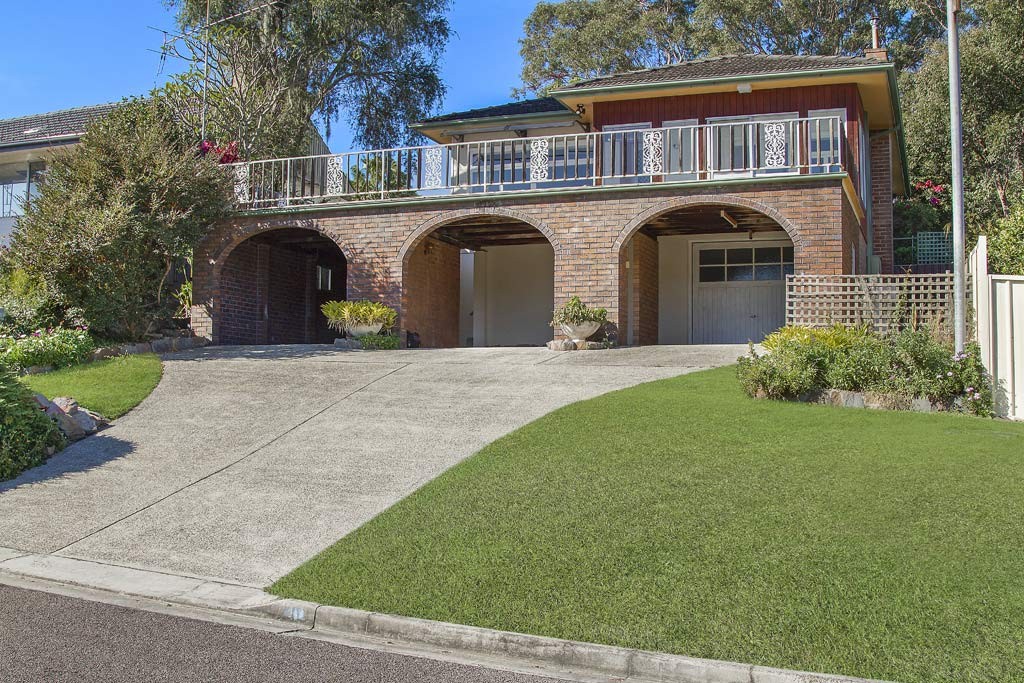 10 Hely Avenue, Fennell Bay, NSW 2283