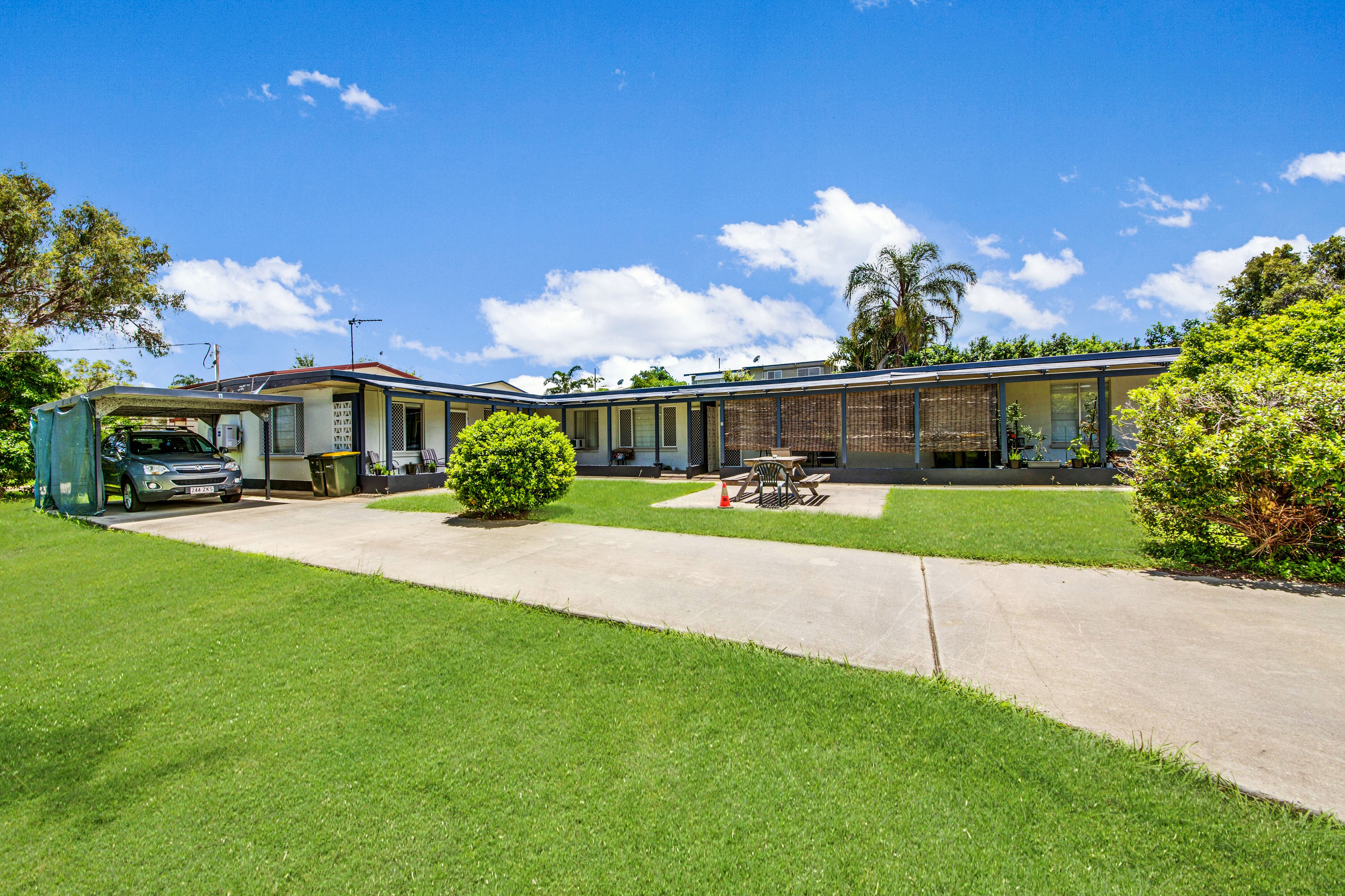 1/24-26 Grayson Street, West Gladstone, QLD 4680