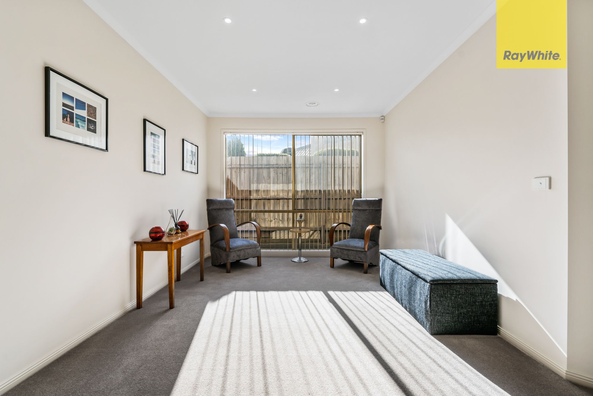 35 Perceval Crescent, Taylors Lakes, VIC 3038