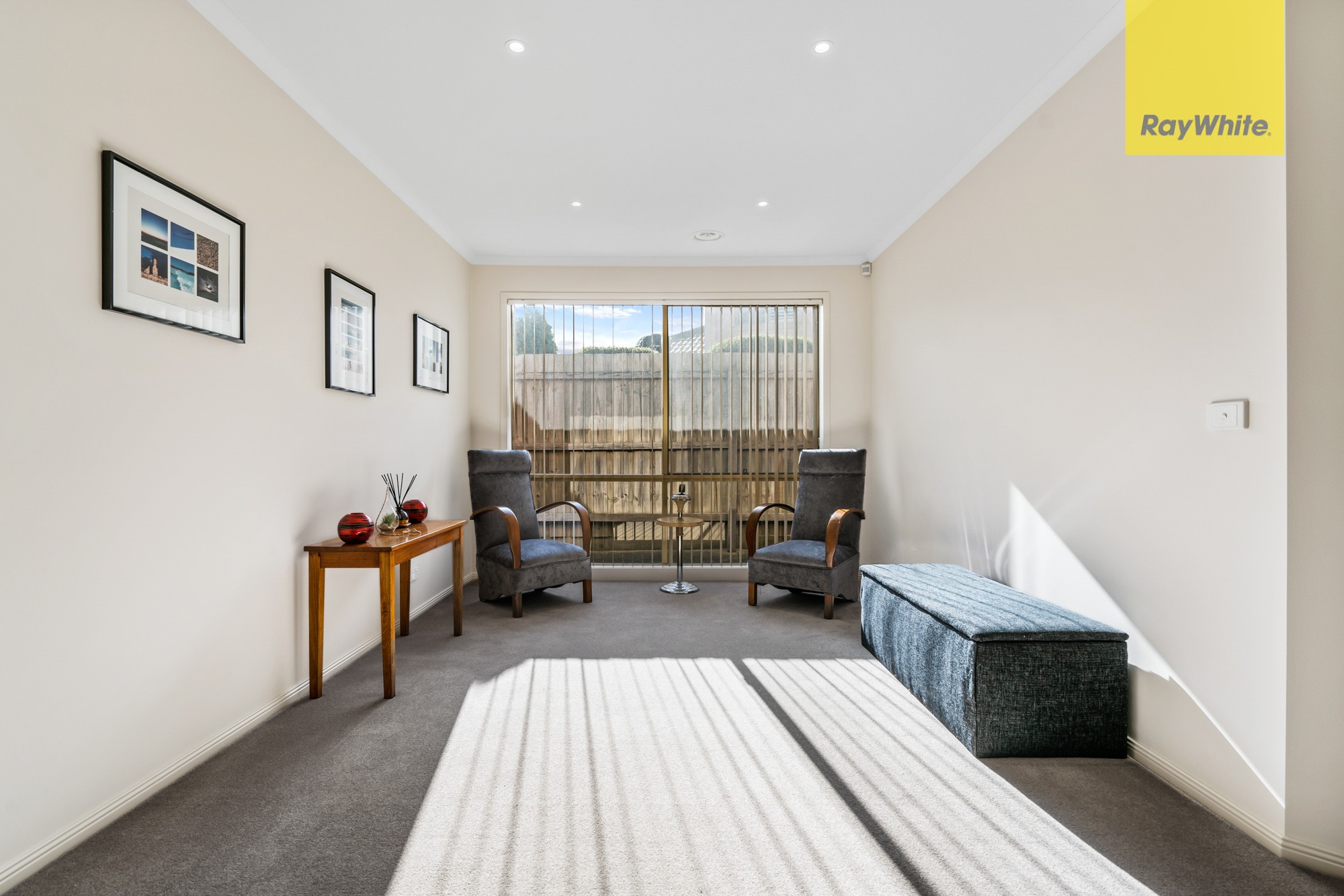 35 Perceval Crescent, Taylors Lakes, VIC 3038