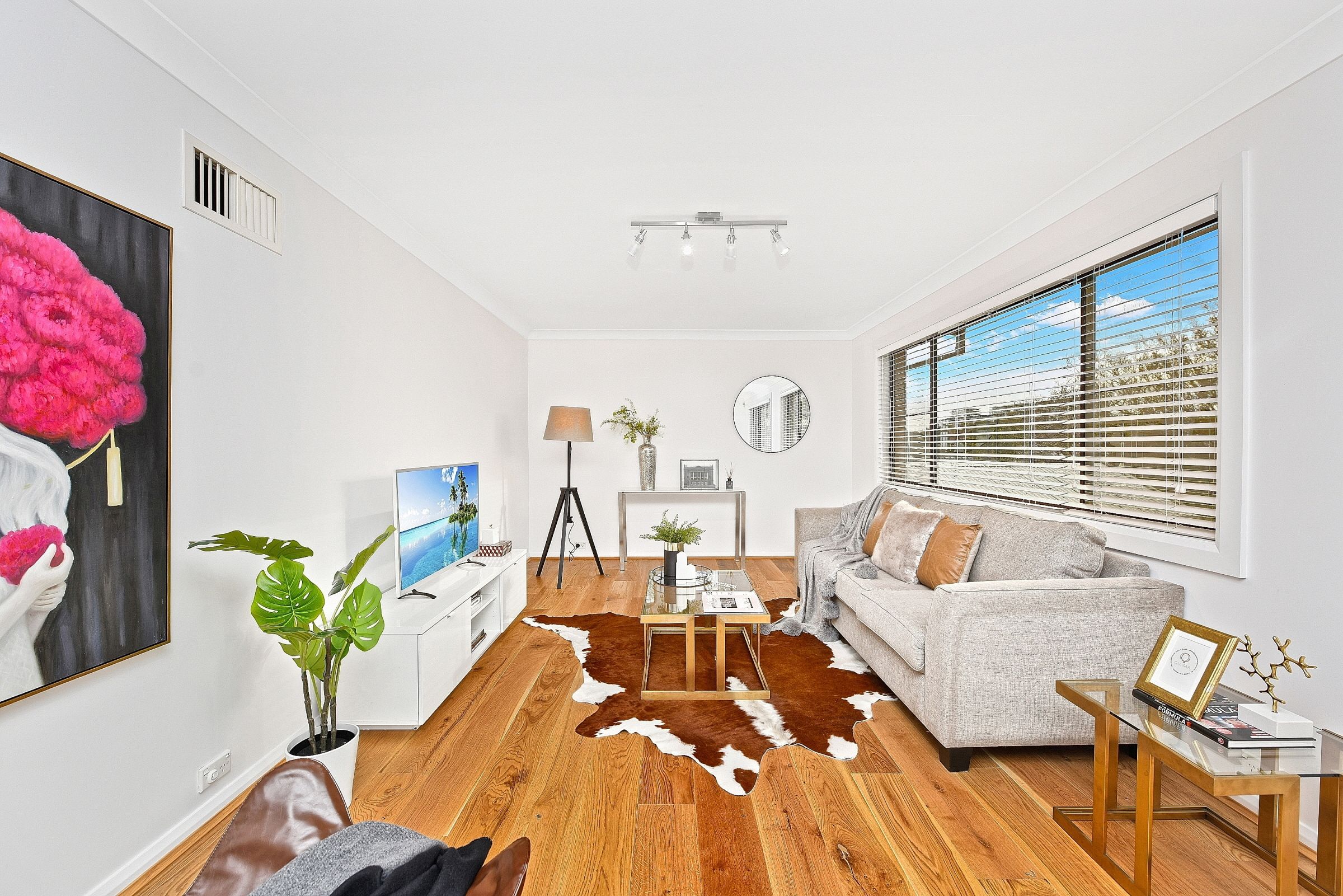 8 Gardener Avenue