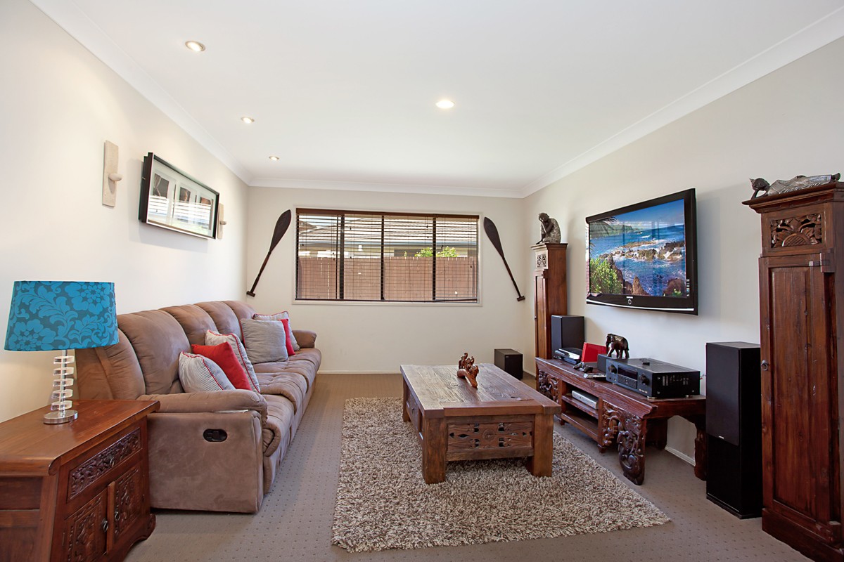 9 Washpool Street, North Lakes, QLD 4509