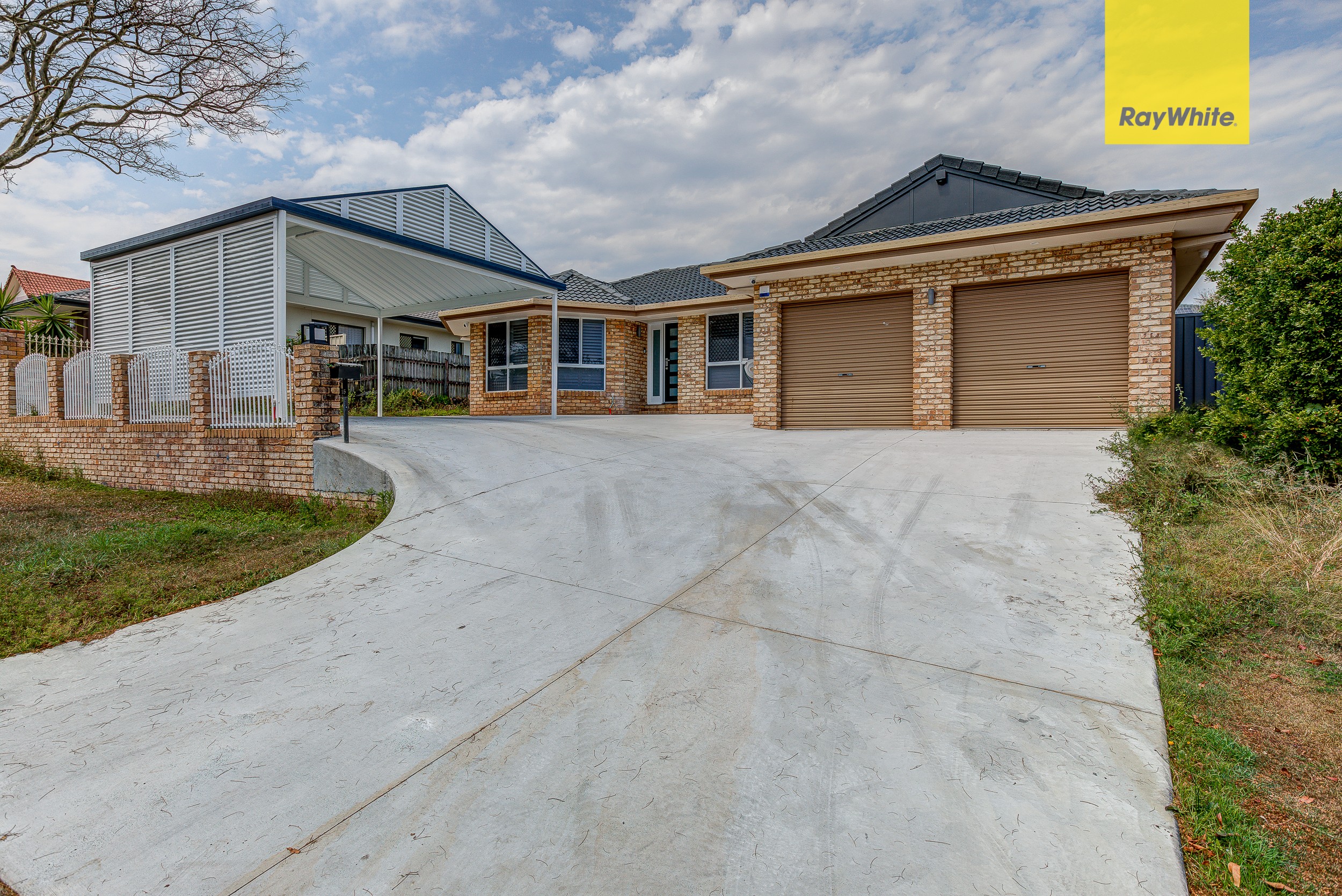 15 Cleveland Place, Stretton, QLD 4116