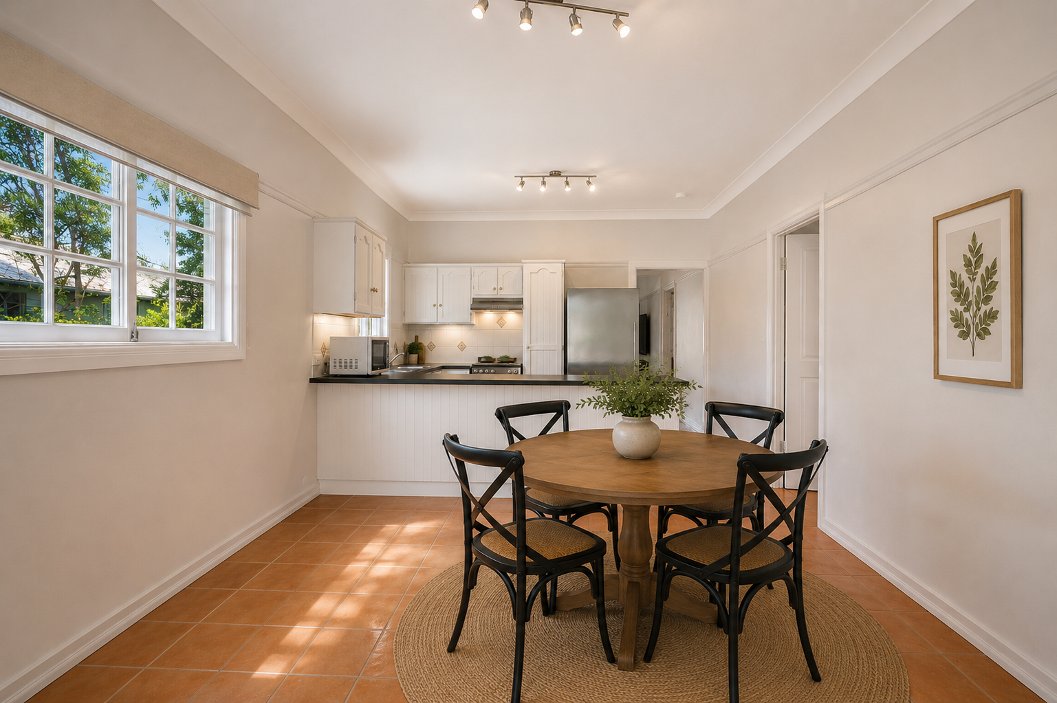 80 Bilyana Street — photo 5 of 14