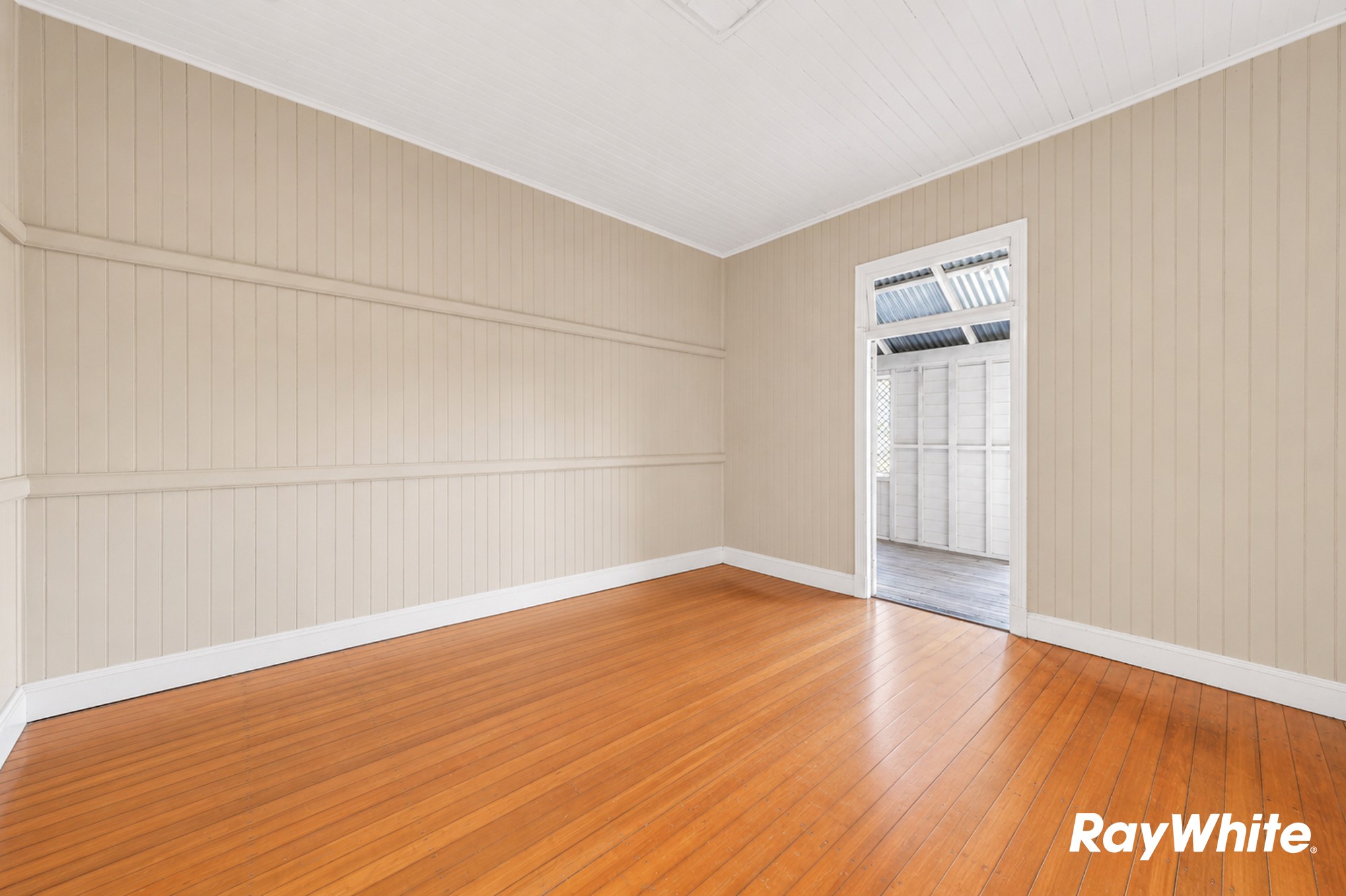 29 Mining Street, Bundamba, QLD 4304
