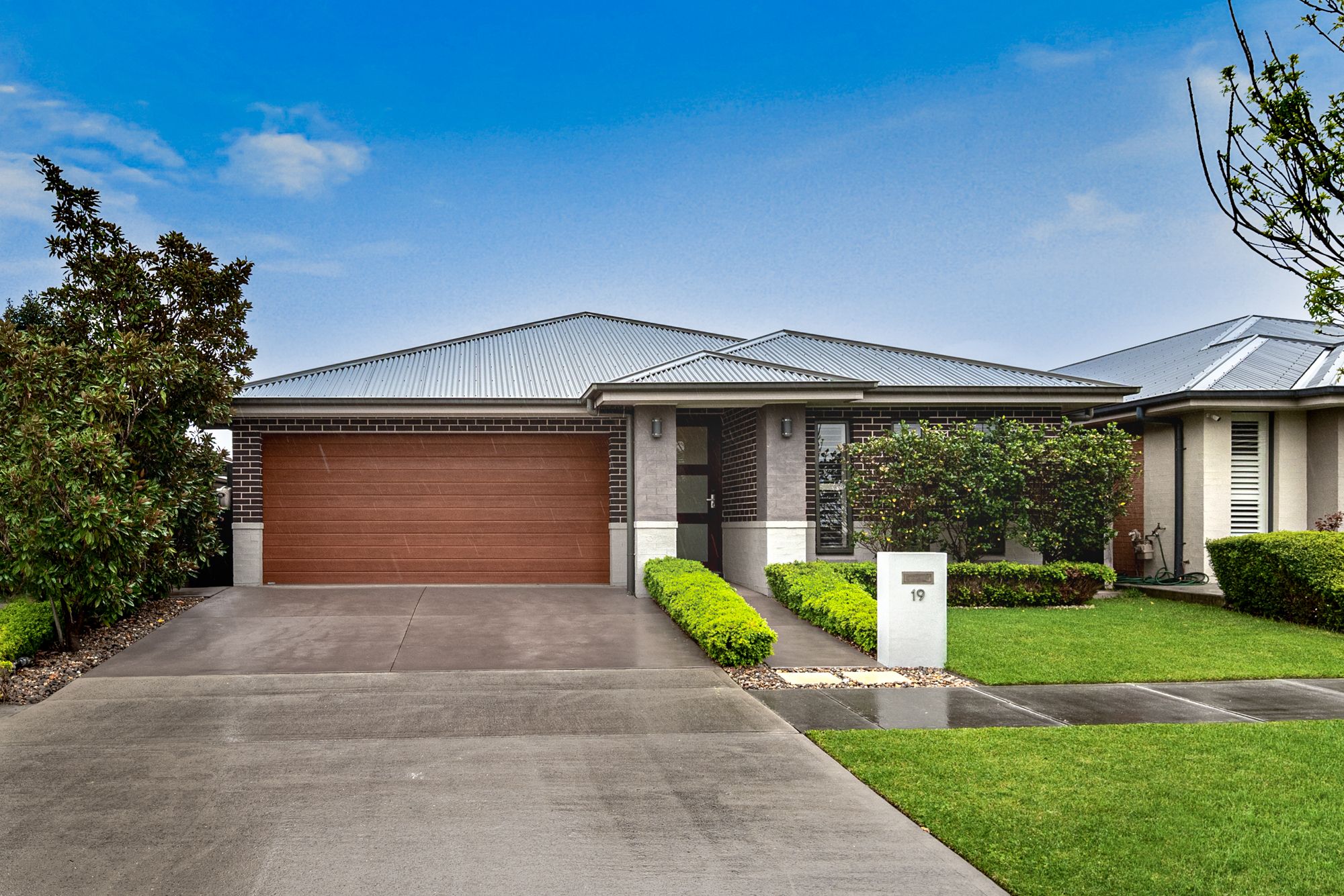 19 Tarrawarra Avenue, GLEDSWOOD HILLS, NSW 2557