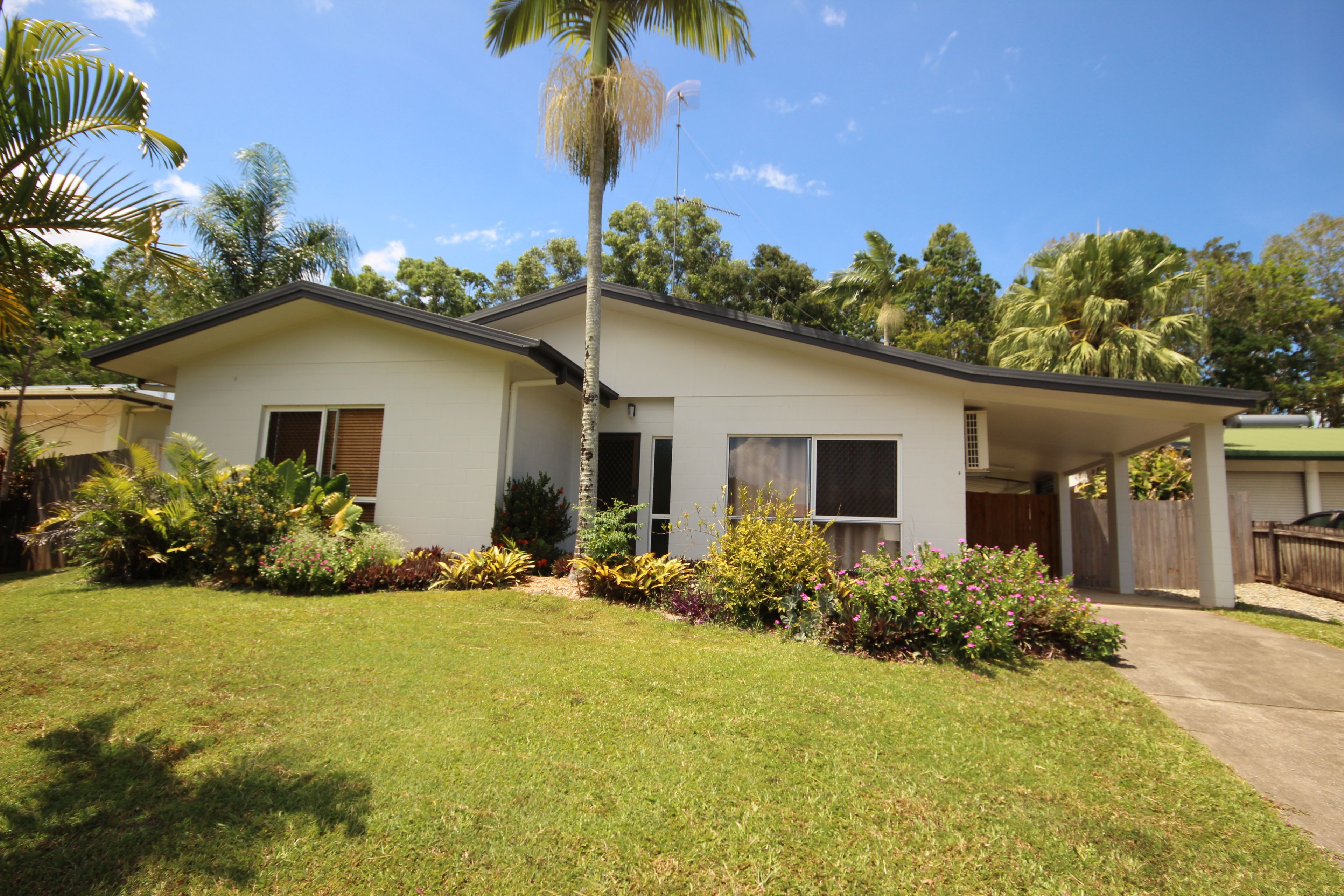 8 Halloran Close, Gordonvale QLD 4865