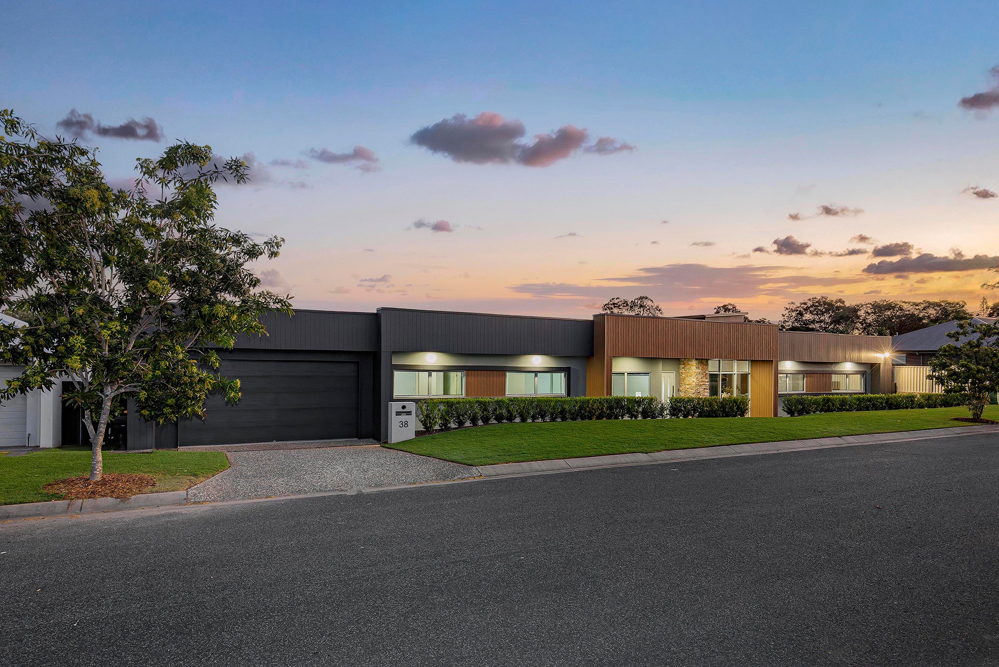 38 Stirling Street, Bridgeman Downs, QLD 4035