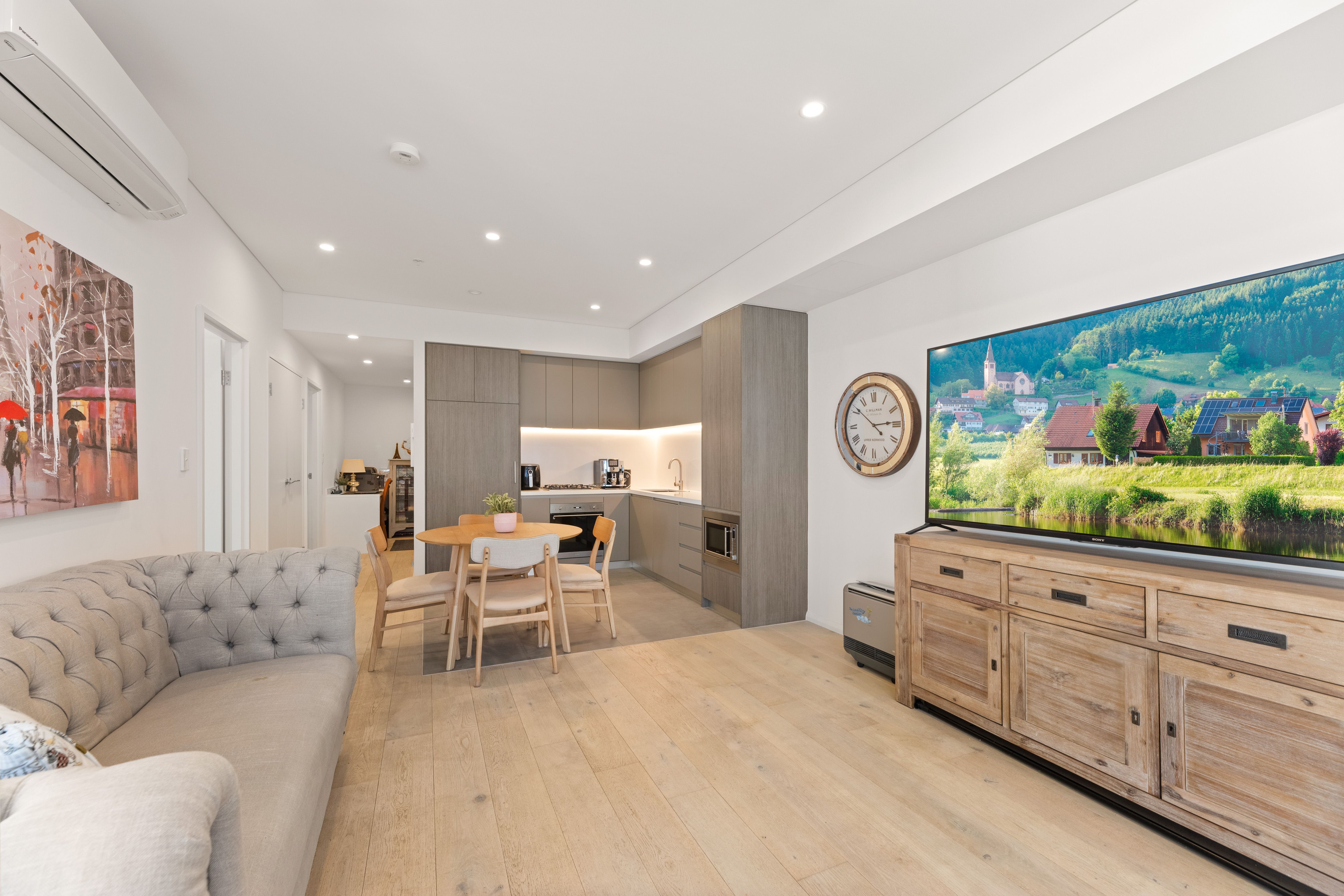 705/35 Flora Street, Kirrawee, NSW 2232