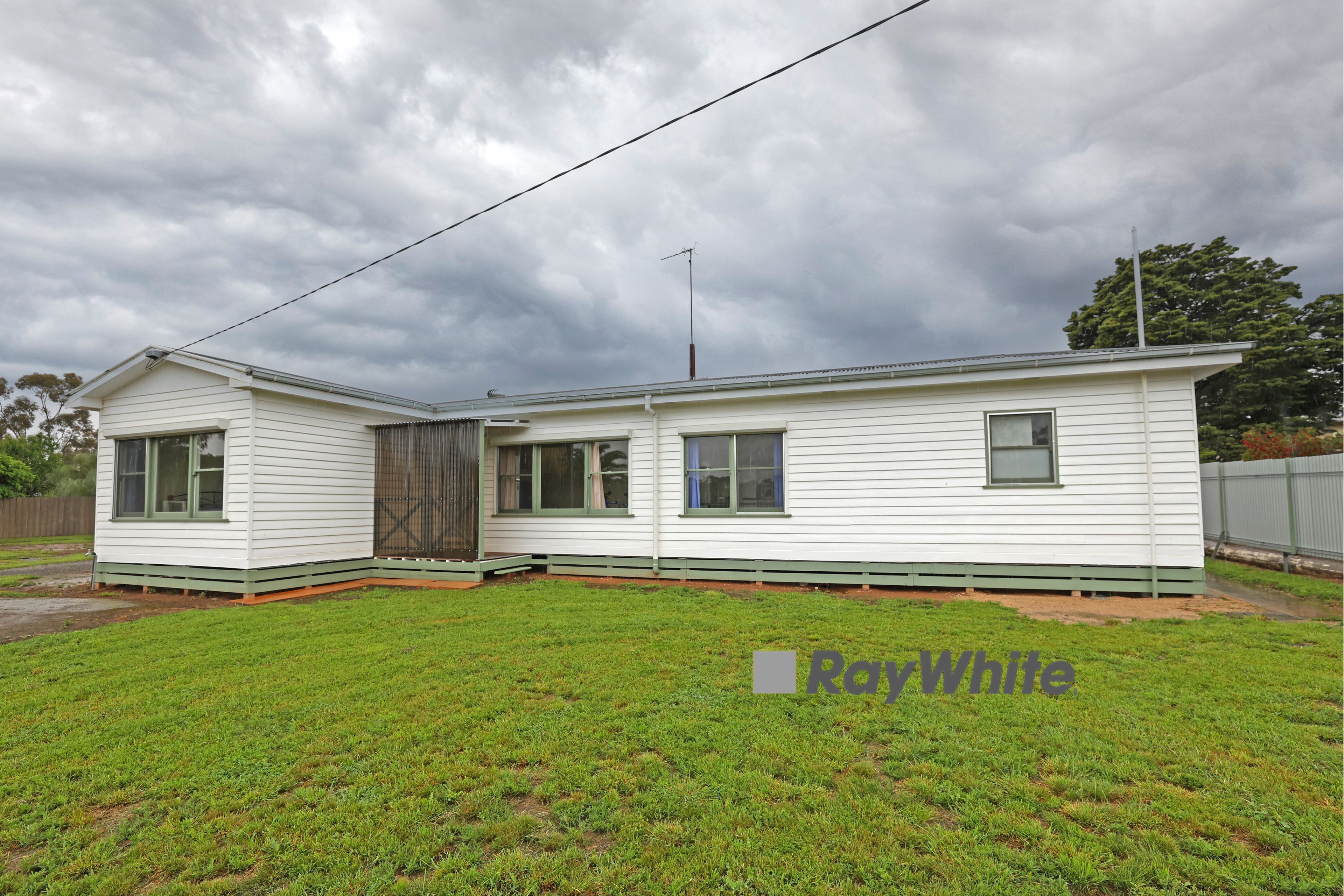 57 Scott Street, Ouyen VIC 3490