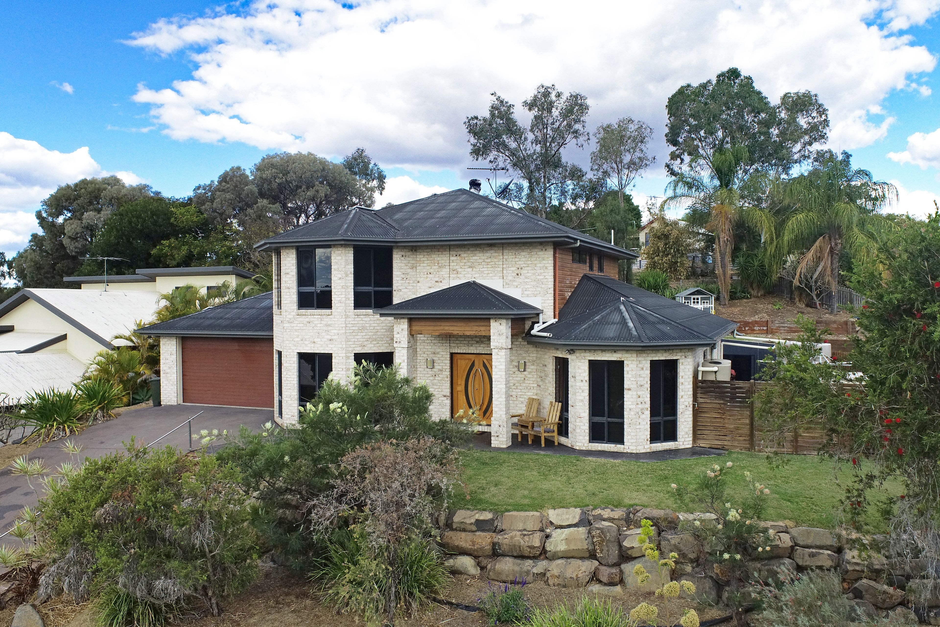 10 Michael Drive — photo 11 of 23