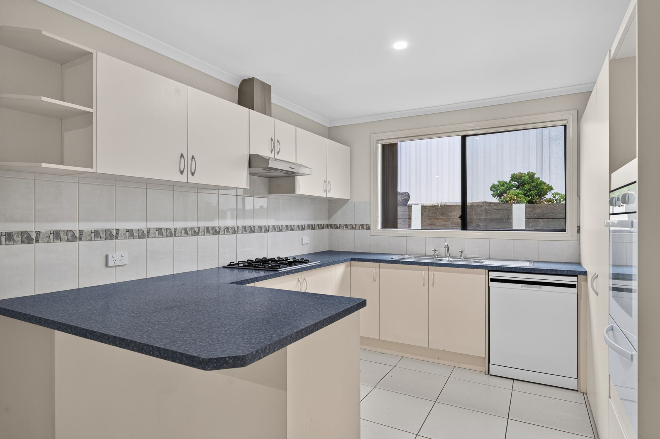 2 Natanya Drive, Pakenham, VIC 3810