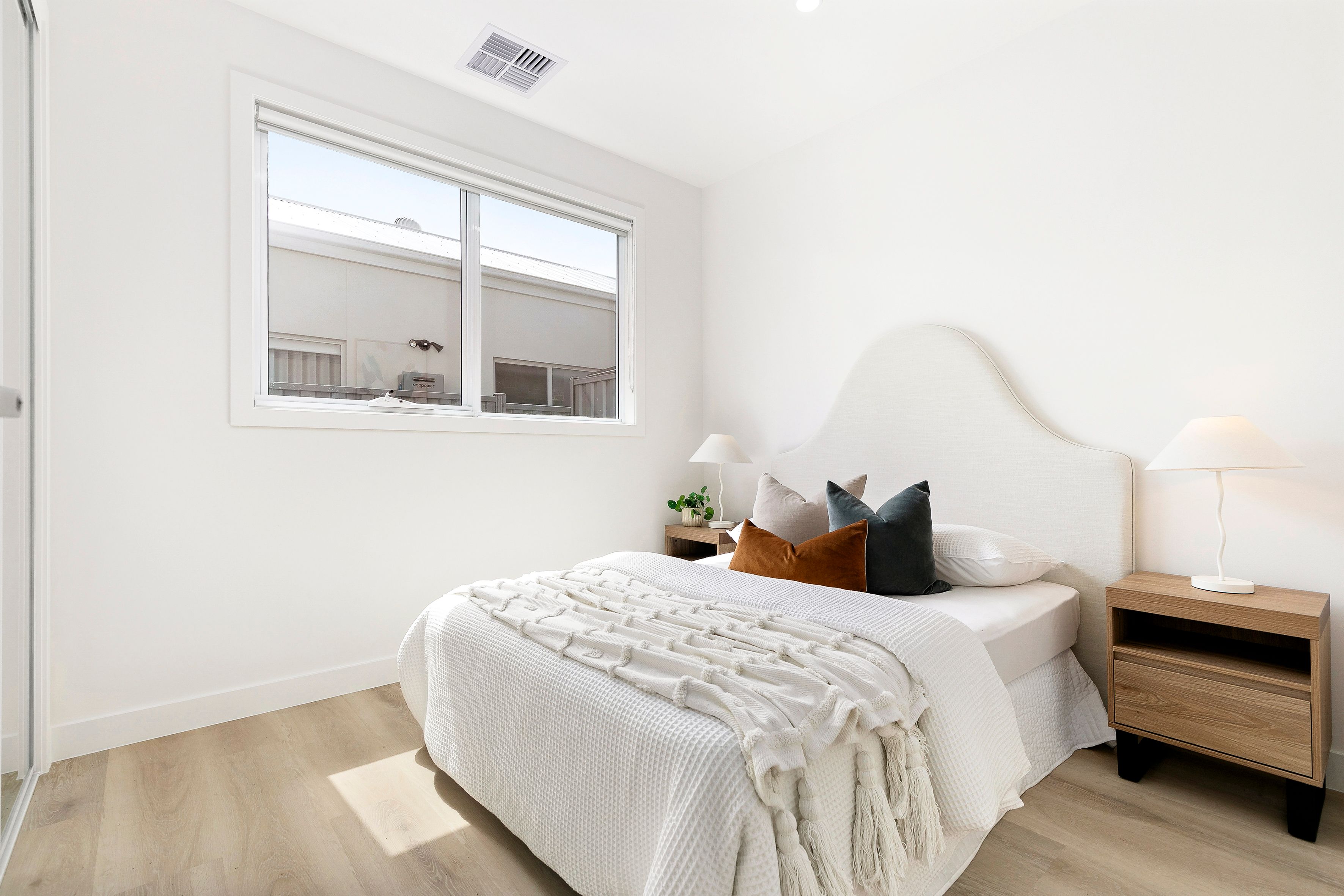 31 Supreme Avenue — photo 13 of 16