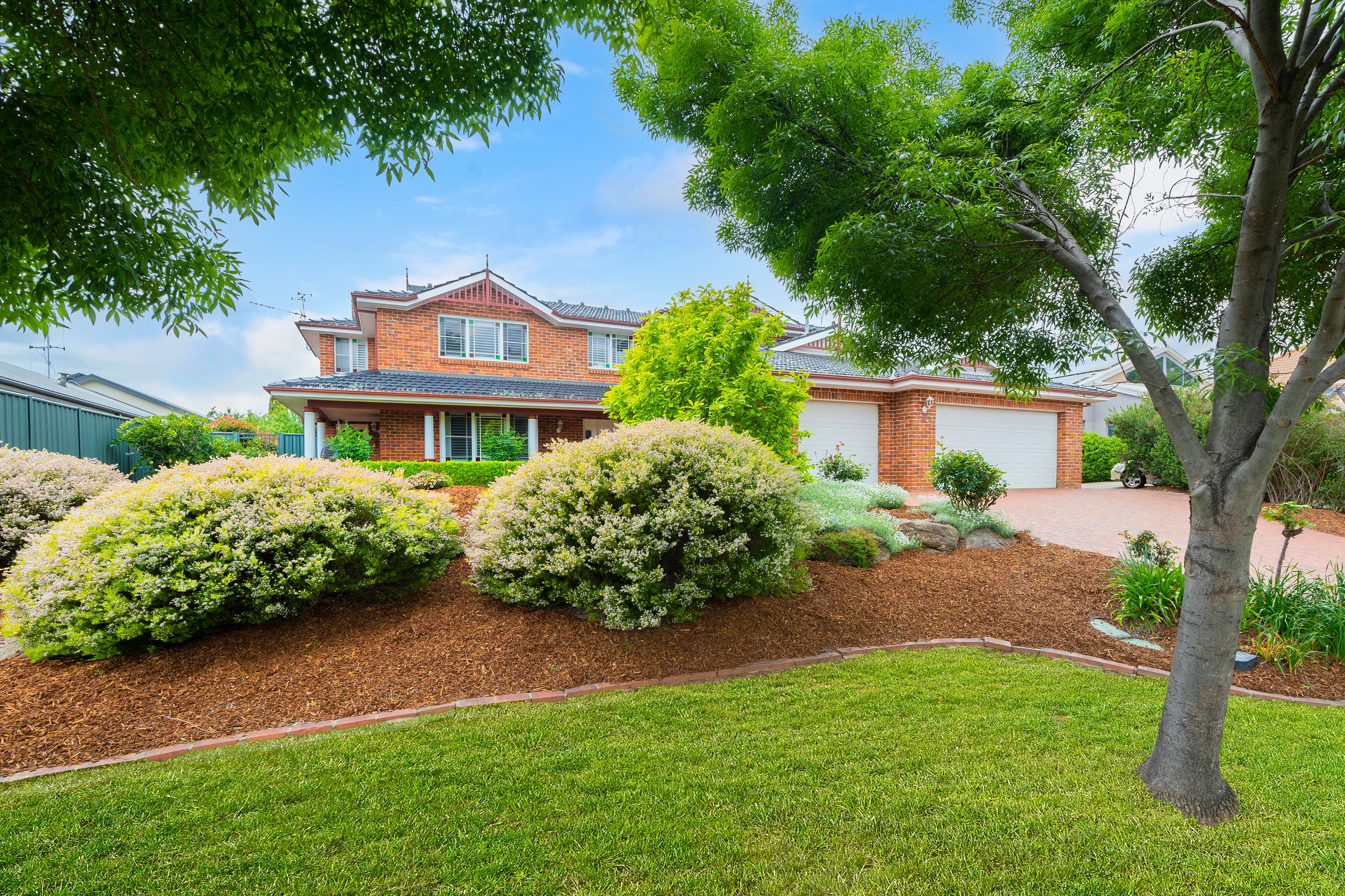 8 Lakeview Gardens, Jerrabomberra NSW 2619